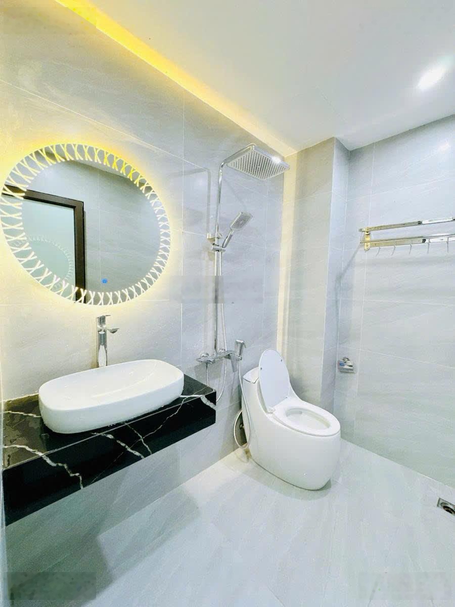 Bán gấp nhà bạch mai trả lãi ngân hàng - cách đường ô tô 15m - 35m x 5 tầng - 9.79 tỷ