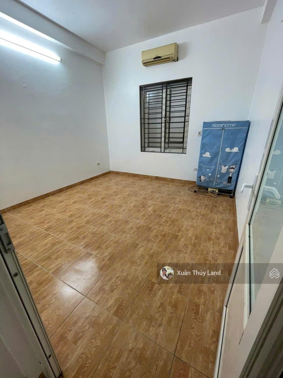 Cho thuê nhà 4 Tầng, DT 50m2, Ngọc Thuỵ, Bồ Đề, Long Biên
