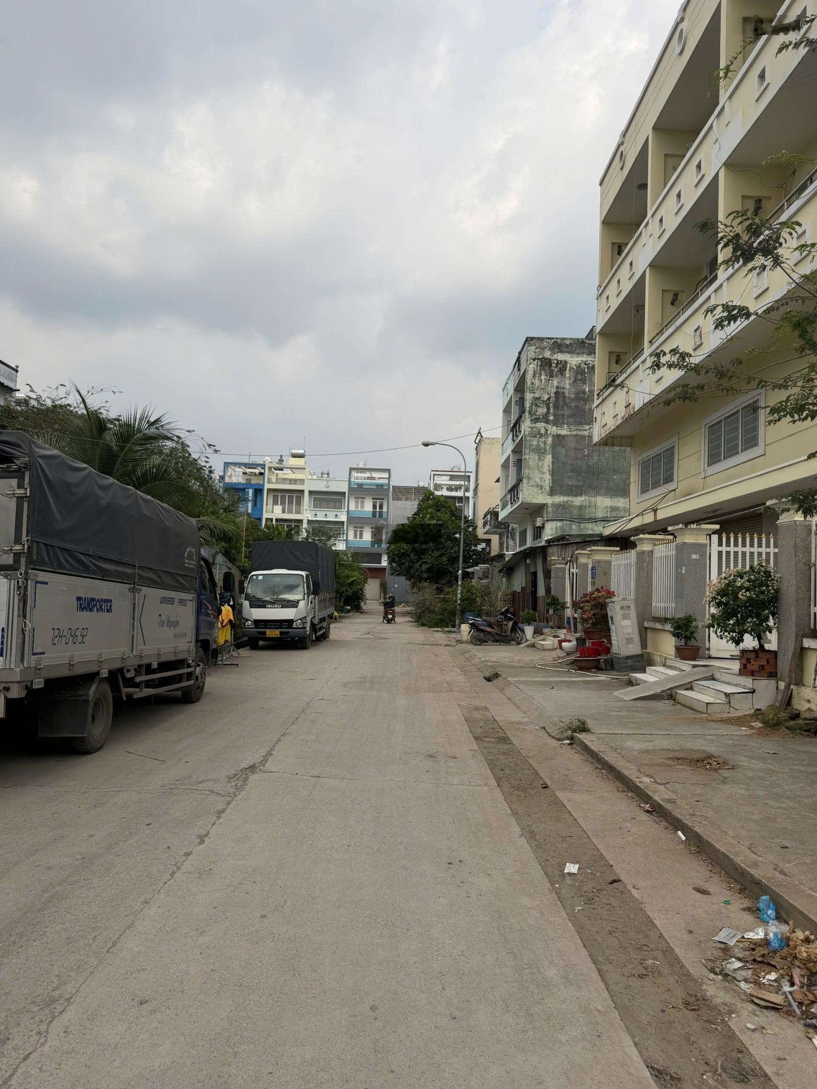 Bán lô đất giá tốt! kdc chợ bình điền, quận 8 _ 110m2 _ 3 tỷ 950