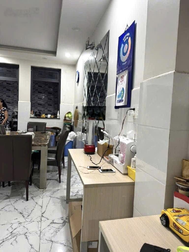 Mặt tiền biệt thự Trịnh Quang Nghị - 110m2 (5x22m) - Ô tô 10m - 5 tầng 5 PN - SHRHC - Q. 8 - 8.9 tỷ