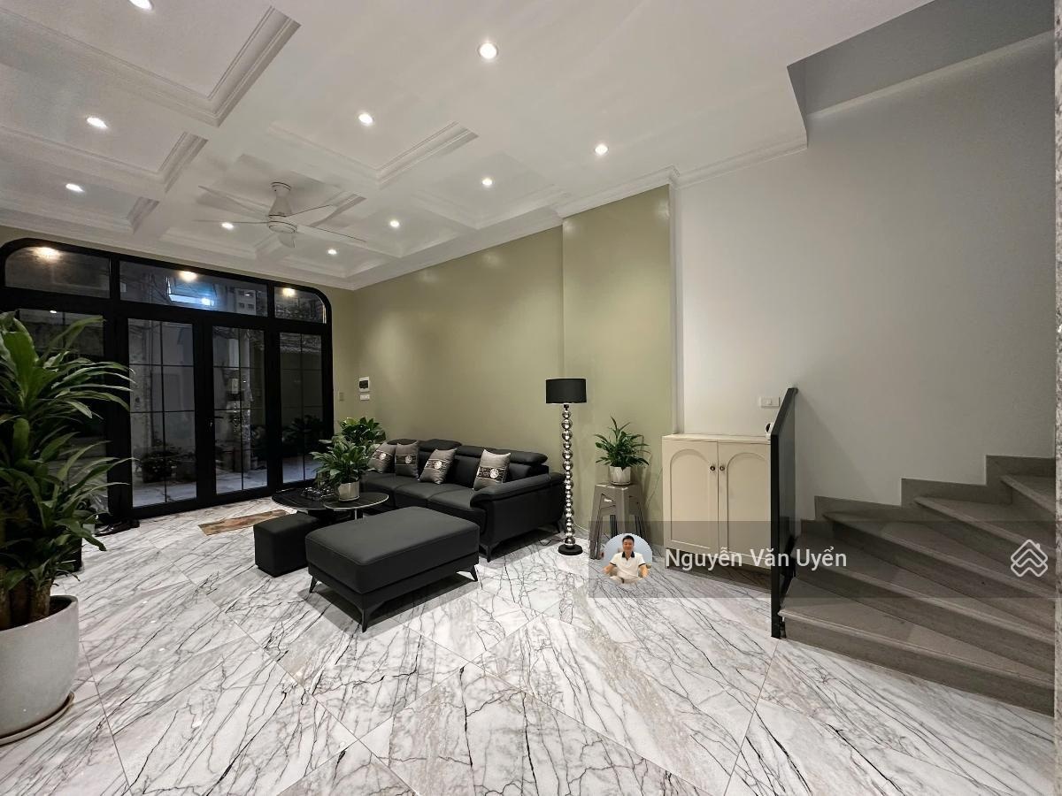 Bán nhà ' phố phan kế bính ' ba đình. 38m2 x 5t gần ô tô - mặt tiền bệ vệ - thiết kế đẳng cấp đẹp