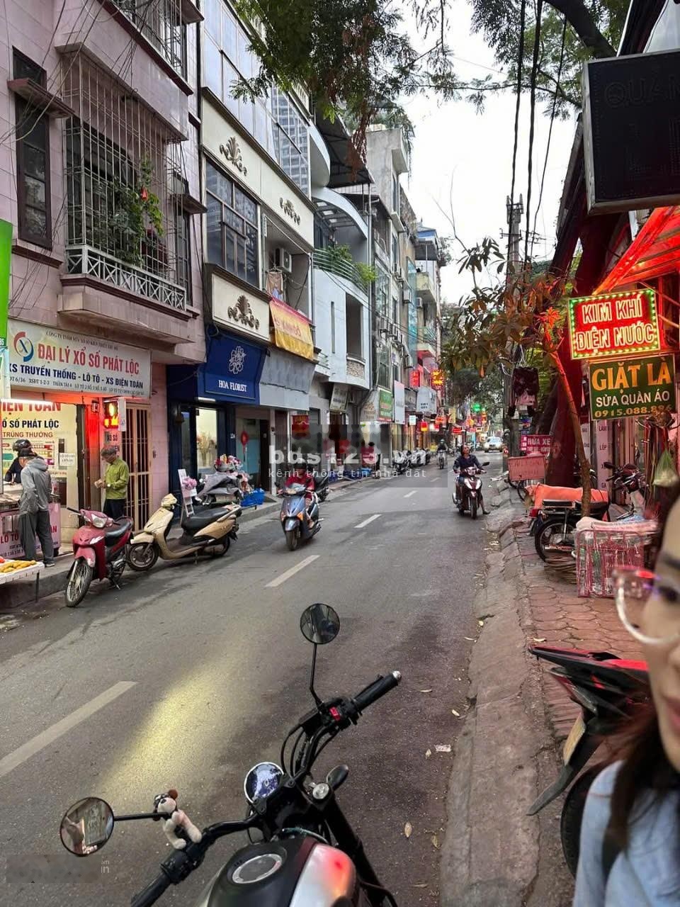 Cho thuê nhà phố Nguyễn Huy Tưởng - Thanh Xuân