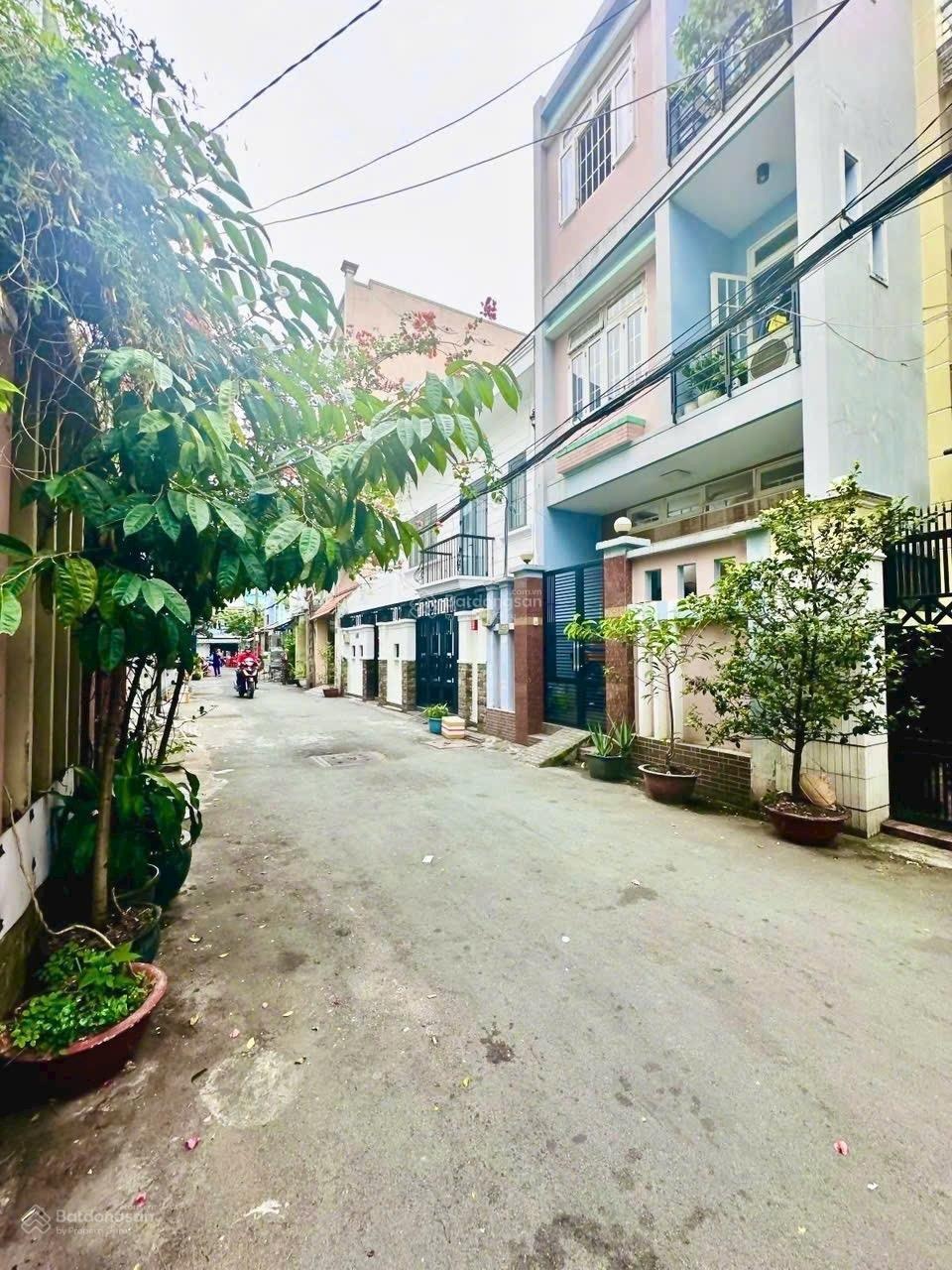 Bán Nhà Quận 10, 3 tháng 2, HXH, CHDV, 64m2, Ngang 4m, 7 tầng , 10 PN, ngộp Bank