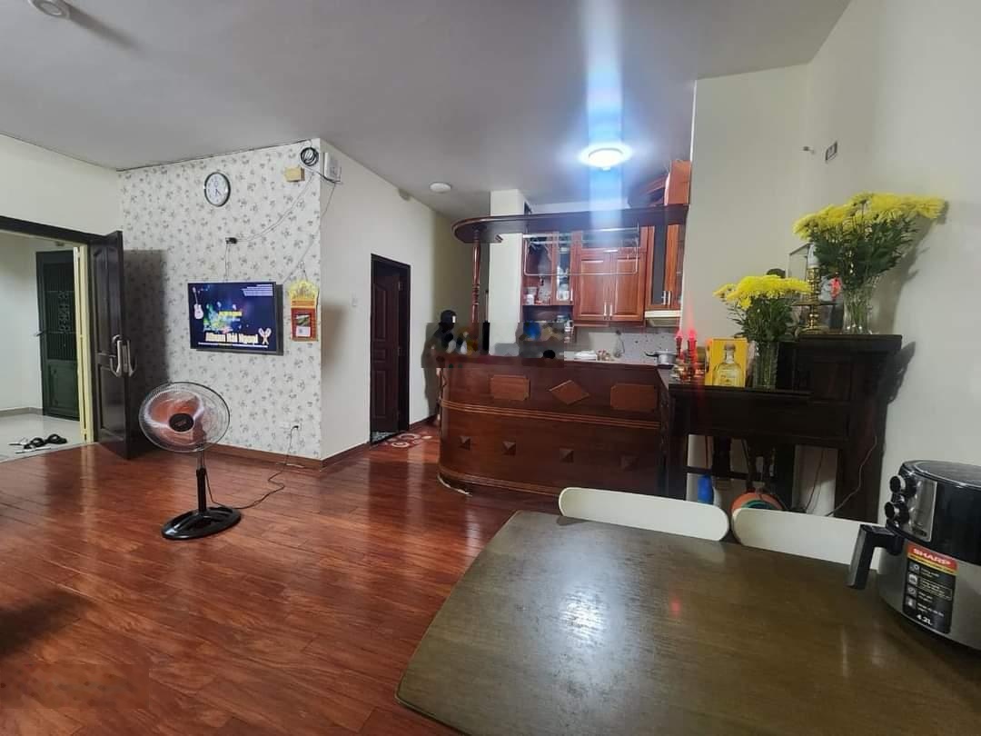 Cần bán chung cư Sacomreal 584 diện tích 70m 2PN 2WC giá 3,4 Tỷ - Sổ hồng rồi