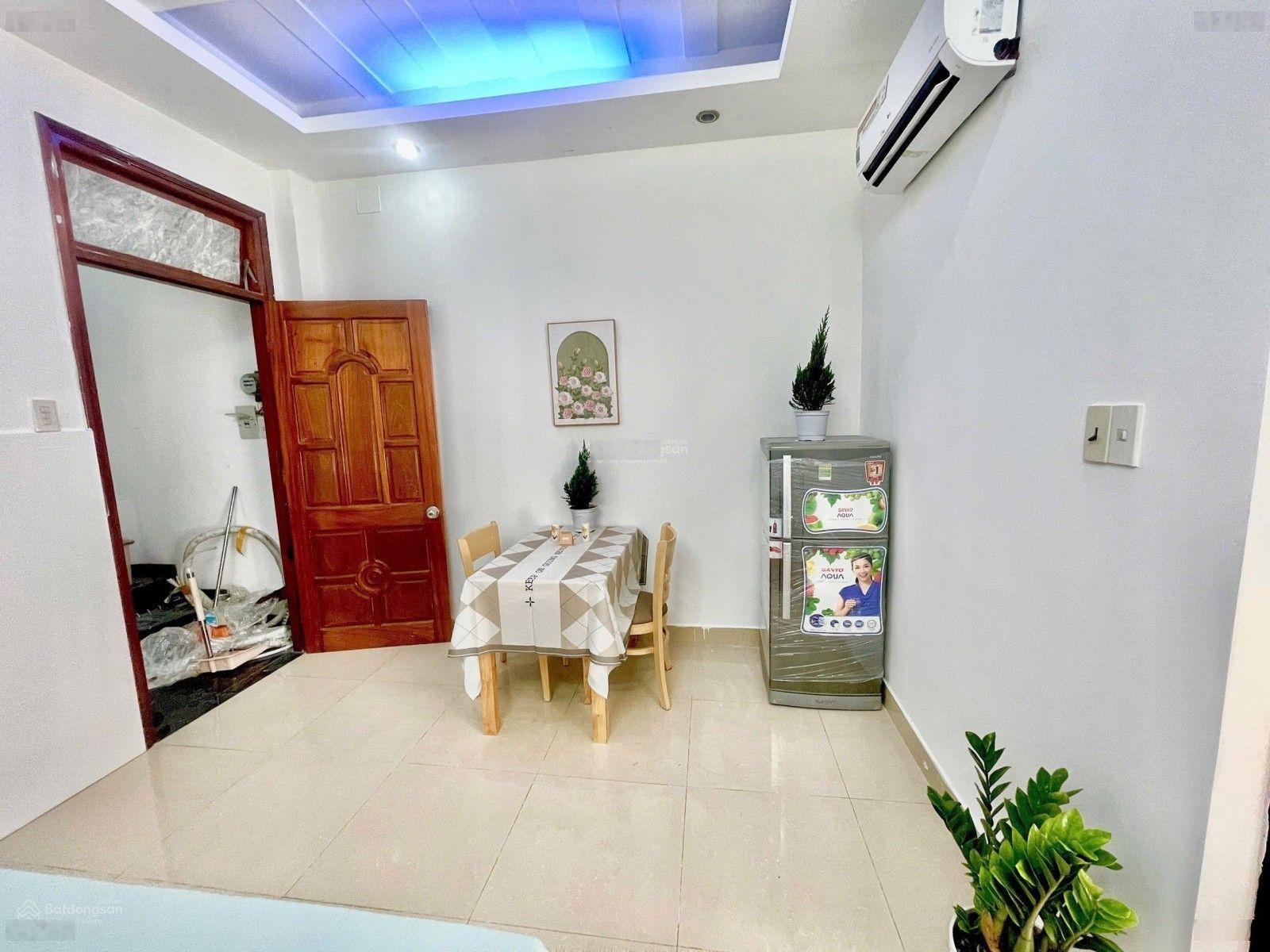 Nhà đẹp hẻm 6m-ngay khu vip bàu cát-tân bình-66m2-5tầng-chỉ hơn 12tỷ