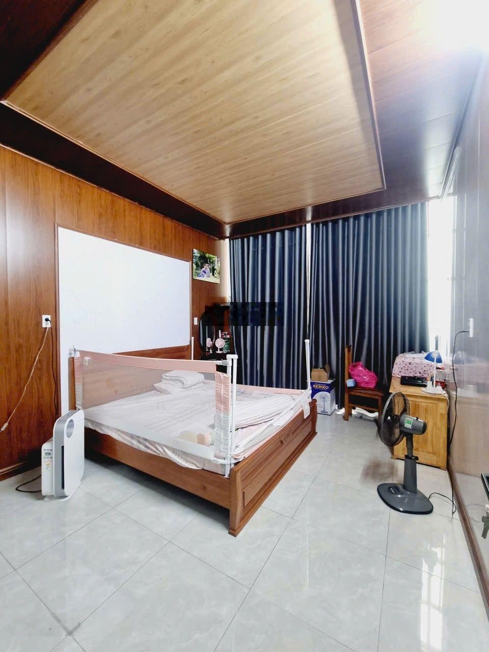 Bán rẻ nhà khu dân cư đông hòa dĩ an gần thủ đức