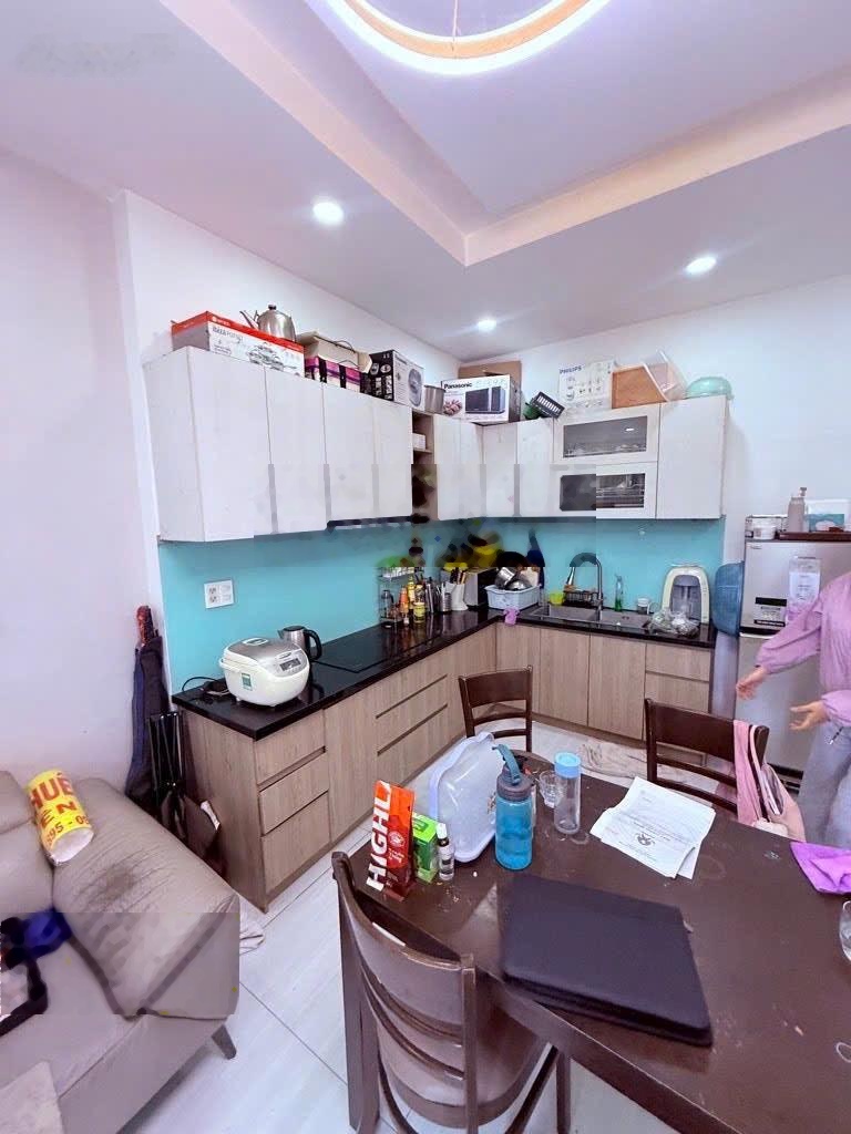 Mặt tiền kinh doanh sầm uất nguyễn sơn tân phú - 5 tầng btct mới đẹp ,4.2x10, giá 11 tỷ còn tl