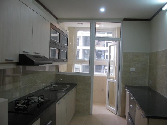 Cho thuê căn hộ 3PN, 2WC, 115m2 tại Vinaconex 1, 15 triệu VND