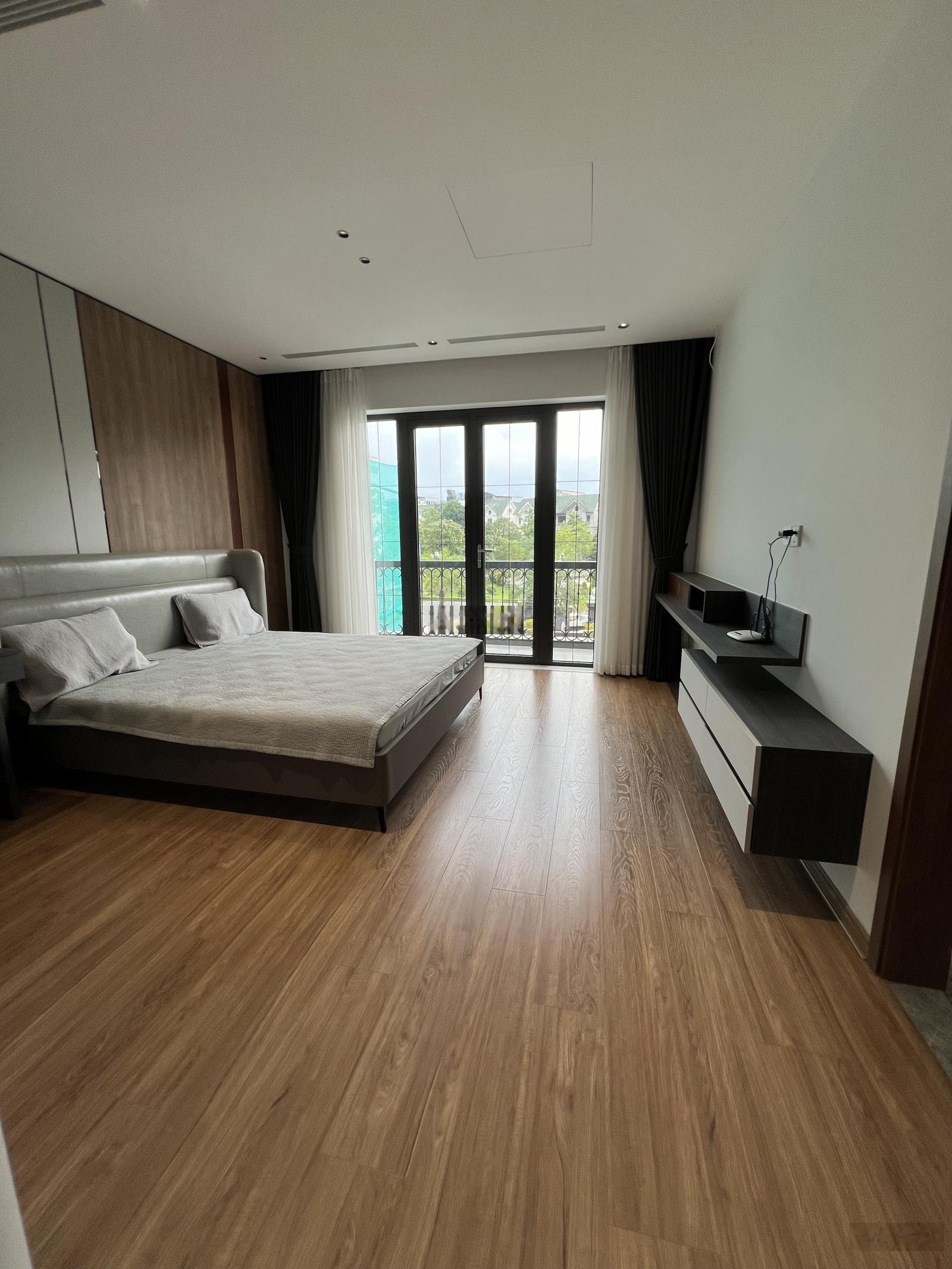 Cho thuê NR 5PN, 4WC, 28 triệu, 65m2 tại Đỗ Quang, p Trung Hòa, Q.Cầu Giấy, HN giá ưu đãi