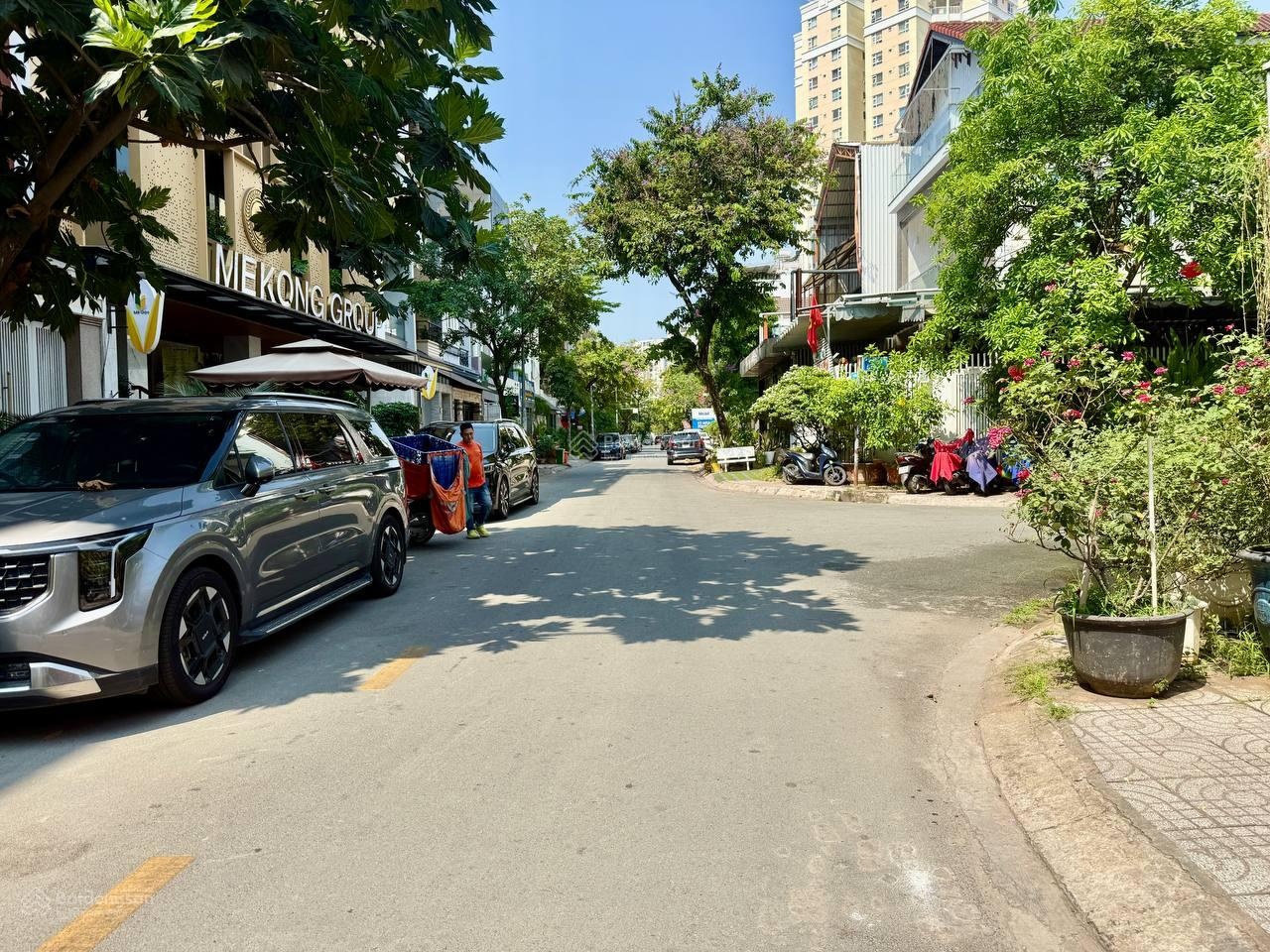 Văn Phòng mới xây gần Vũ Tông Phan 1 hầm 5 tầng 5x20m giá 60 Triệu nội thất vào hoạt động ngay