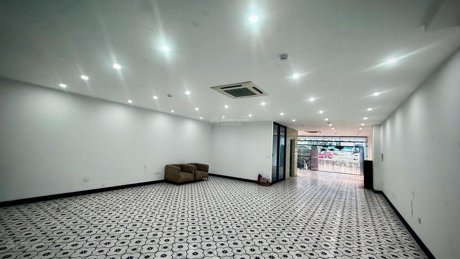 Bán nhà Nguyễn Khuyến Hà Đông, nhà Đẹp, 2 mặt Phố, kinh doanh Tốt, 110m2 x 6 tầng, giá chỉ 30 tỷ.