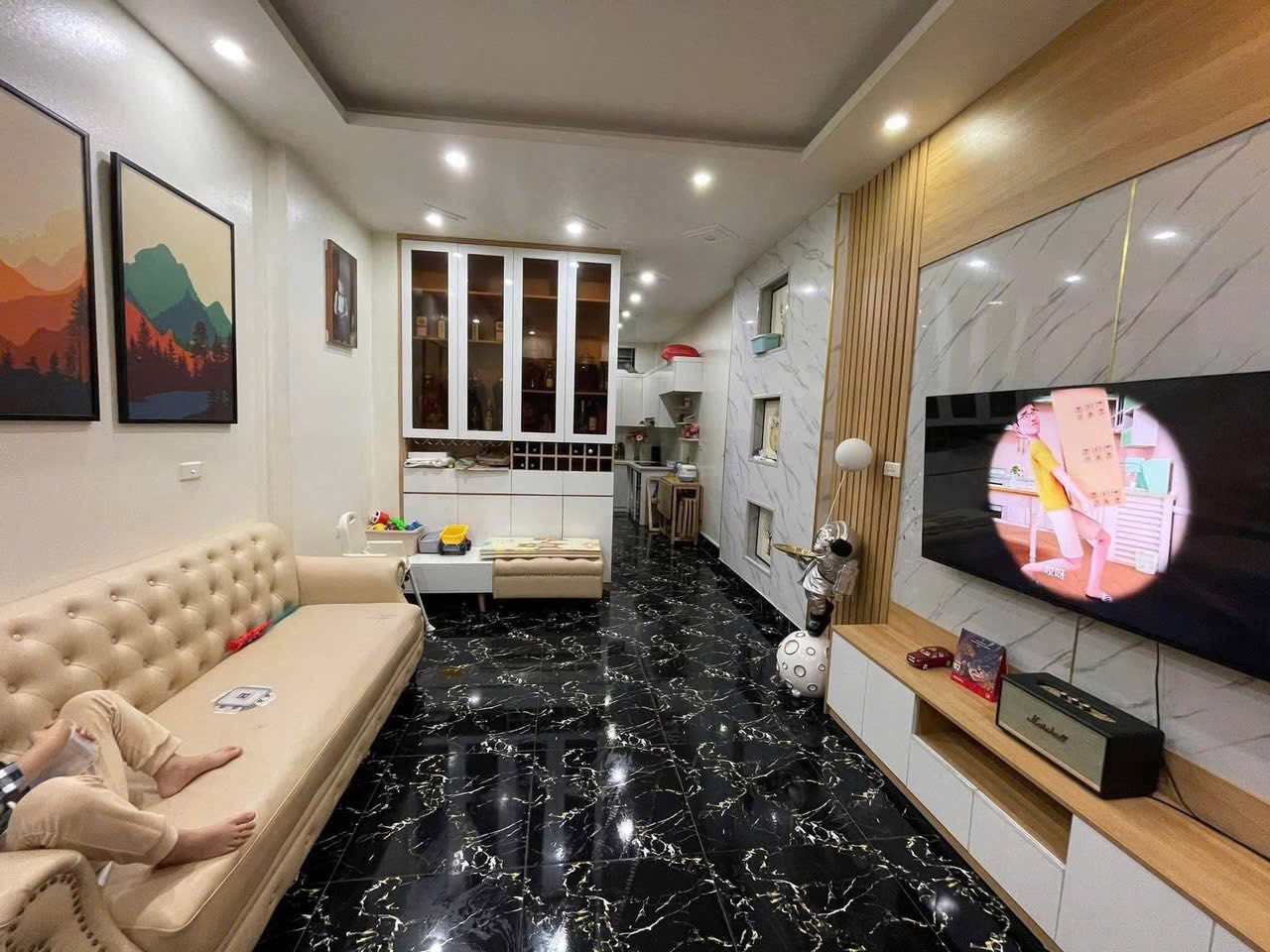 Cho thuê nhà riêng quận Thanh Xuân, thành phố Hà Nội, giá 13 triệu/tháng