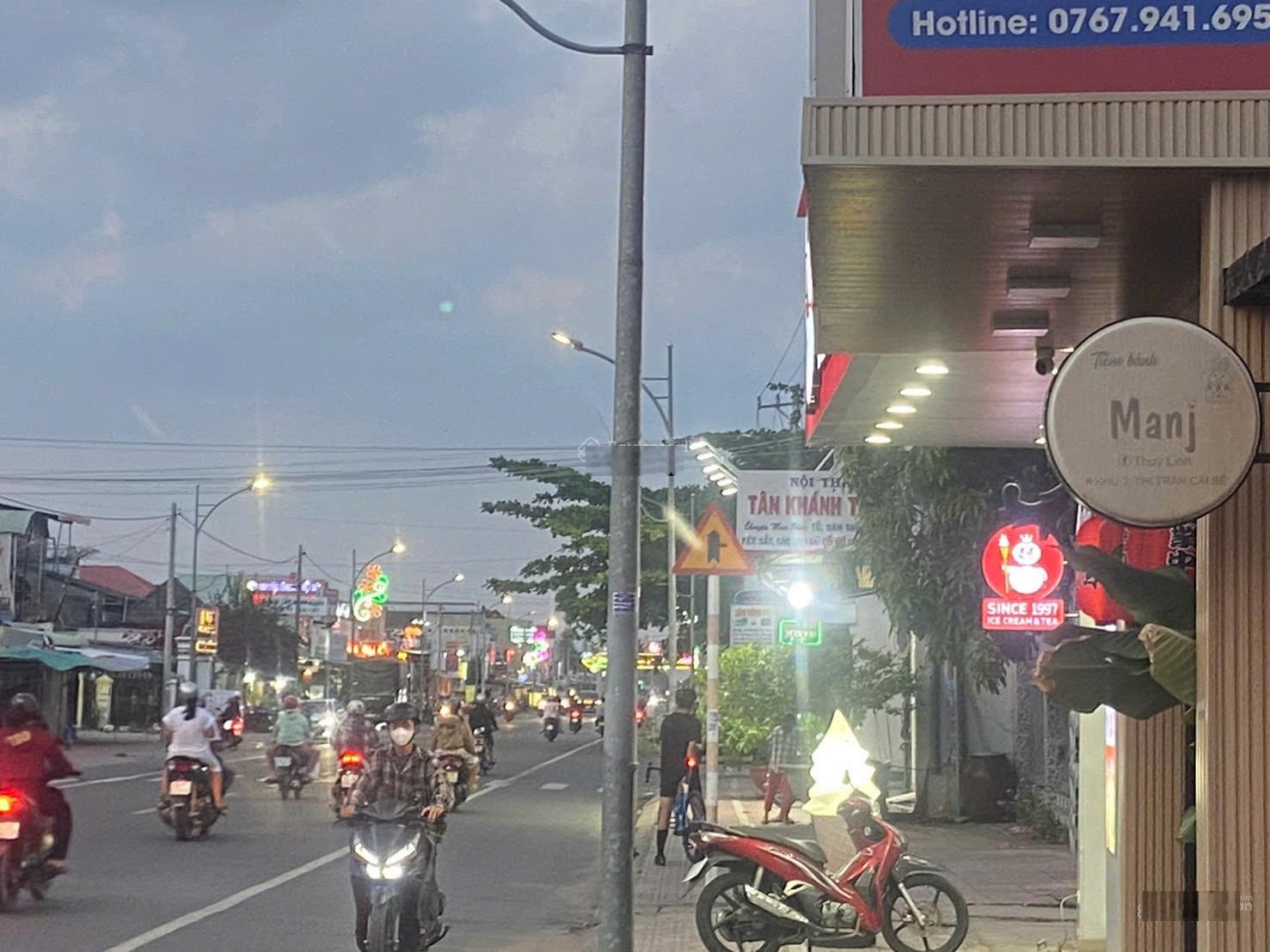 Cần cho thuê mặt bằng kinh doanh vị trí đẹp tại Cái Bè, Tiền Giang