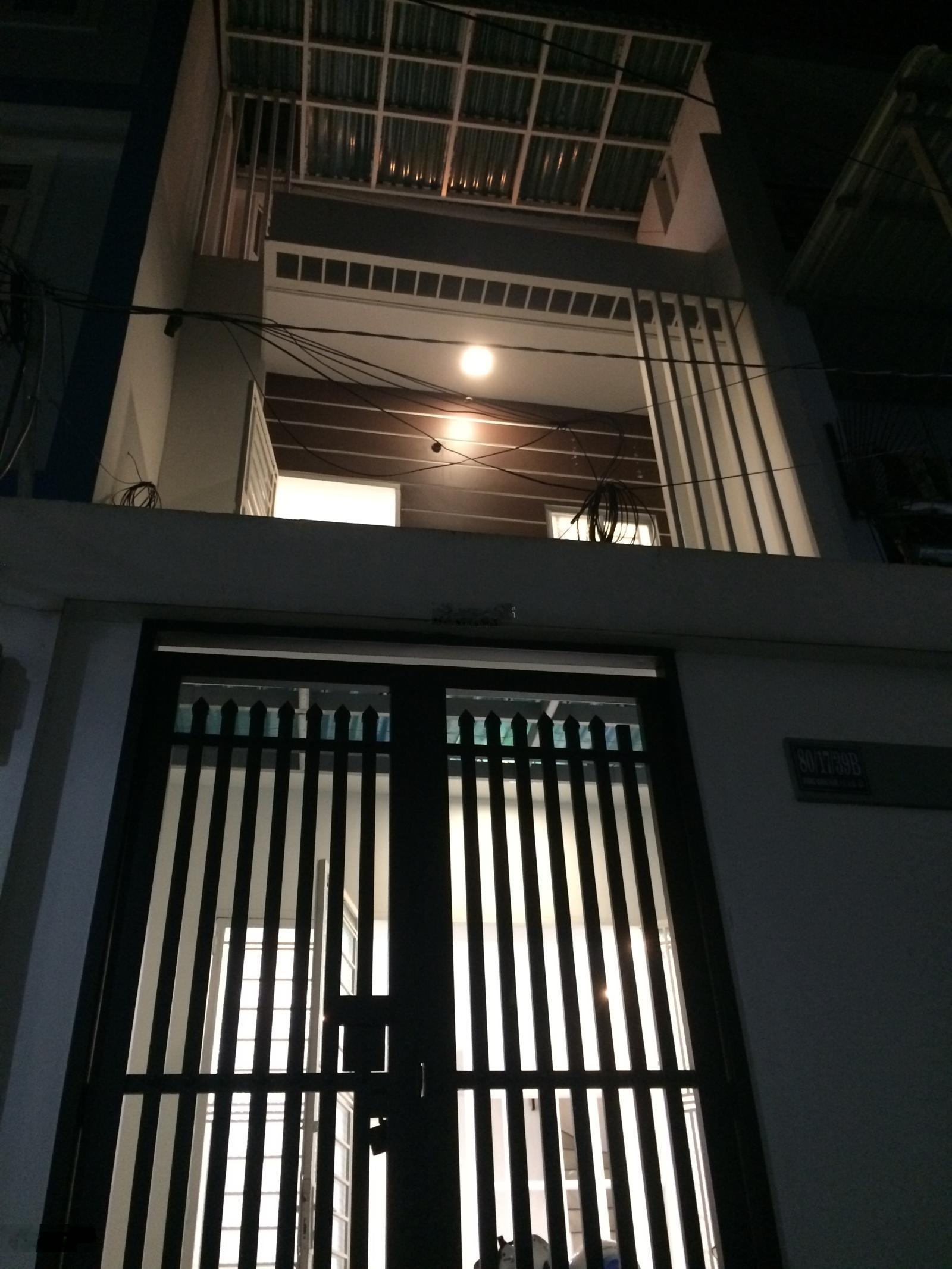 Nhà thoáng, sạch sẽ, hiện đại, phù hợp để ở. Giá thuê: 14tr/tháng.