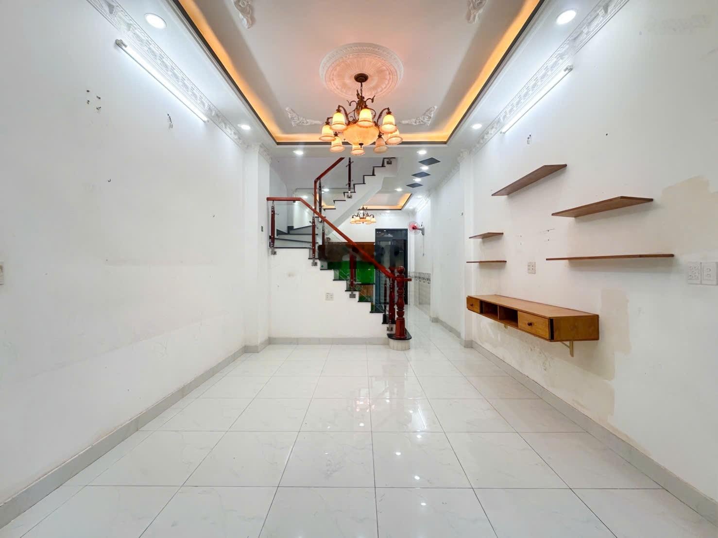 Bán Nhà tại Đặng Nhữ Lâm, 4,79 tỷ, 52m2, 2PN, 2WC, pháp lý đầy đủ, sổ hồng riêng.