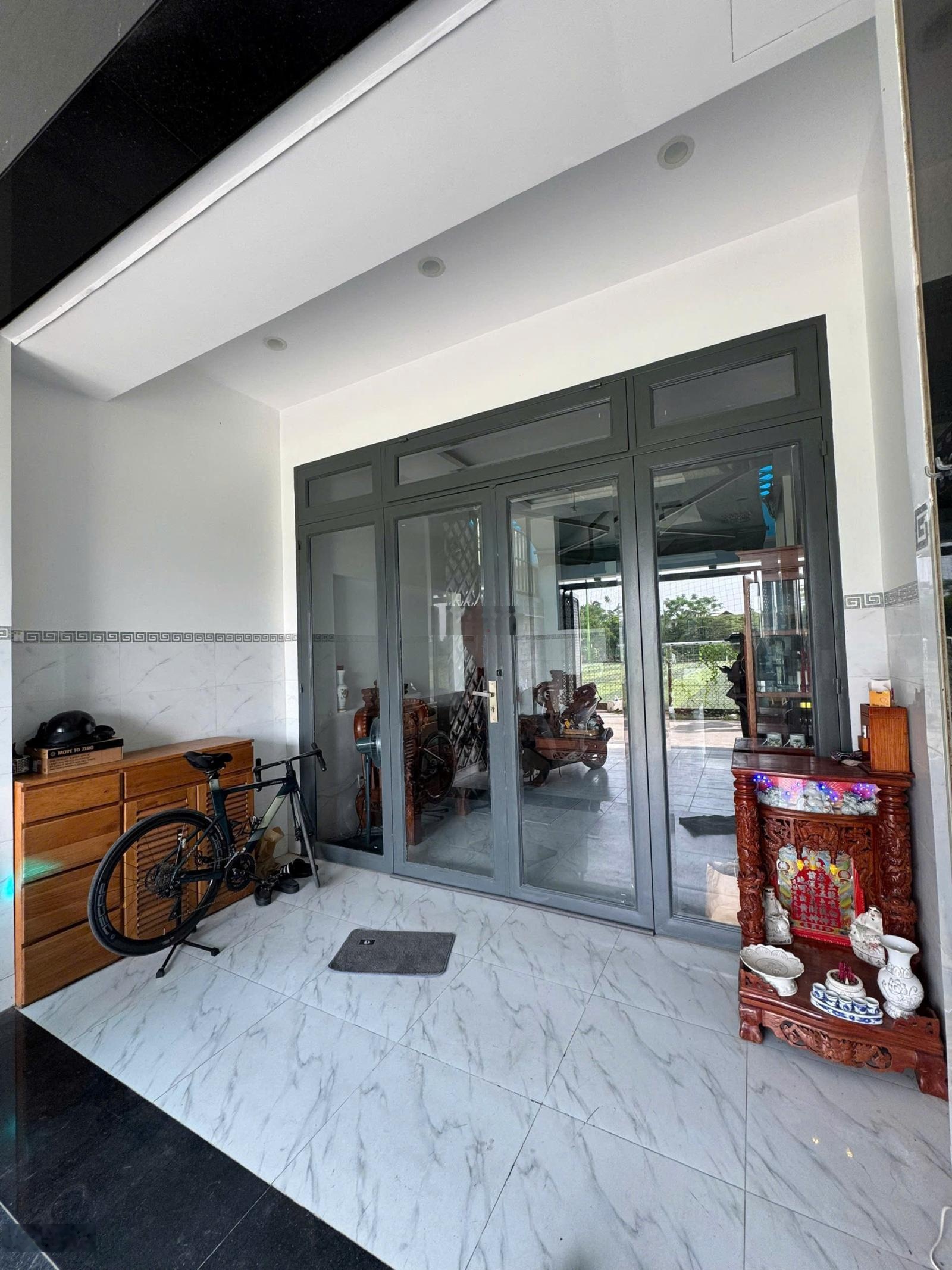 Gấp bán hạ giá còn 7.85 tỷ-nhà phố 3 lầu nhánh đường lý tế xuyên , p.linh đông,thủ đức-76m2 đất