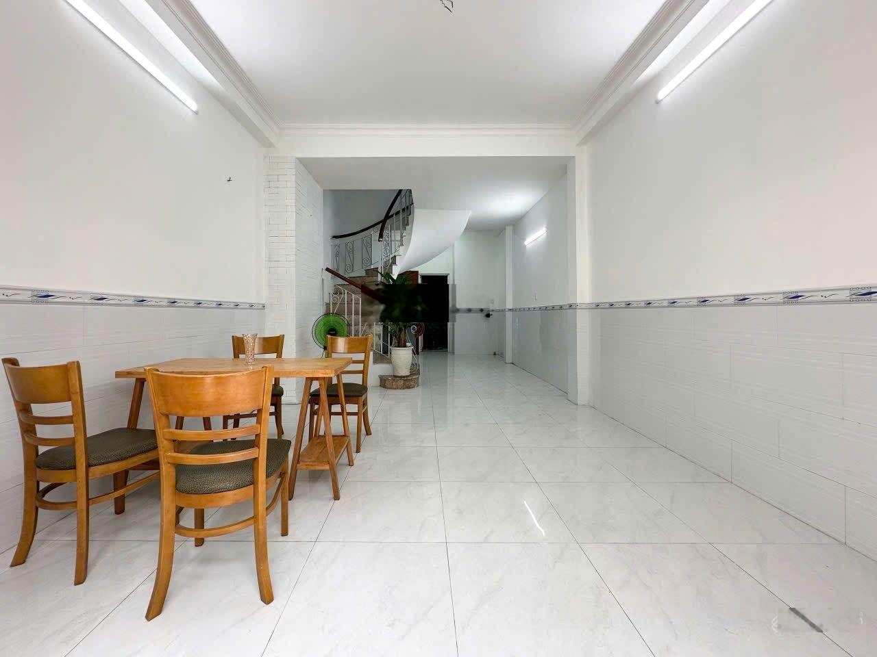 Bán nhà tân bình - ngay nhà ga t3 - 52m2 (4x13) - 4 tầng - 4pn - đường nhựa 7m thông - giá 9,99 tỷ