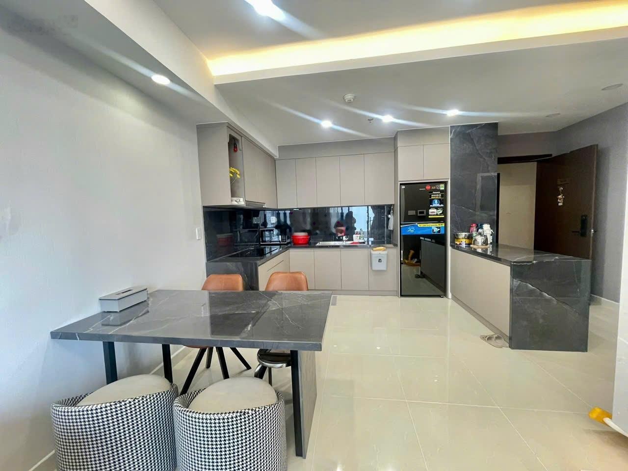Bán chung cư Golden MainSion, Phổ Quang, Phú Nhuận. Giá: 4 tỷ 090tr// 59,8m2, 2wc, LH 0984555724