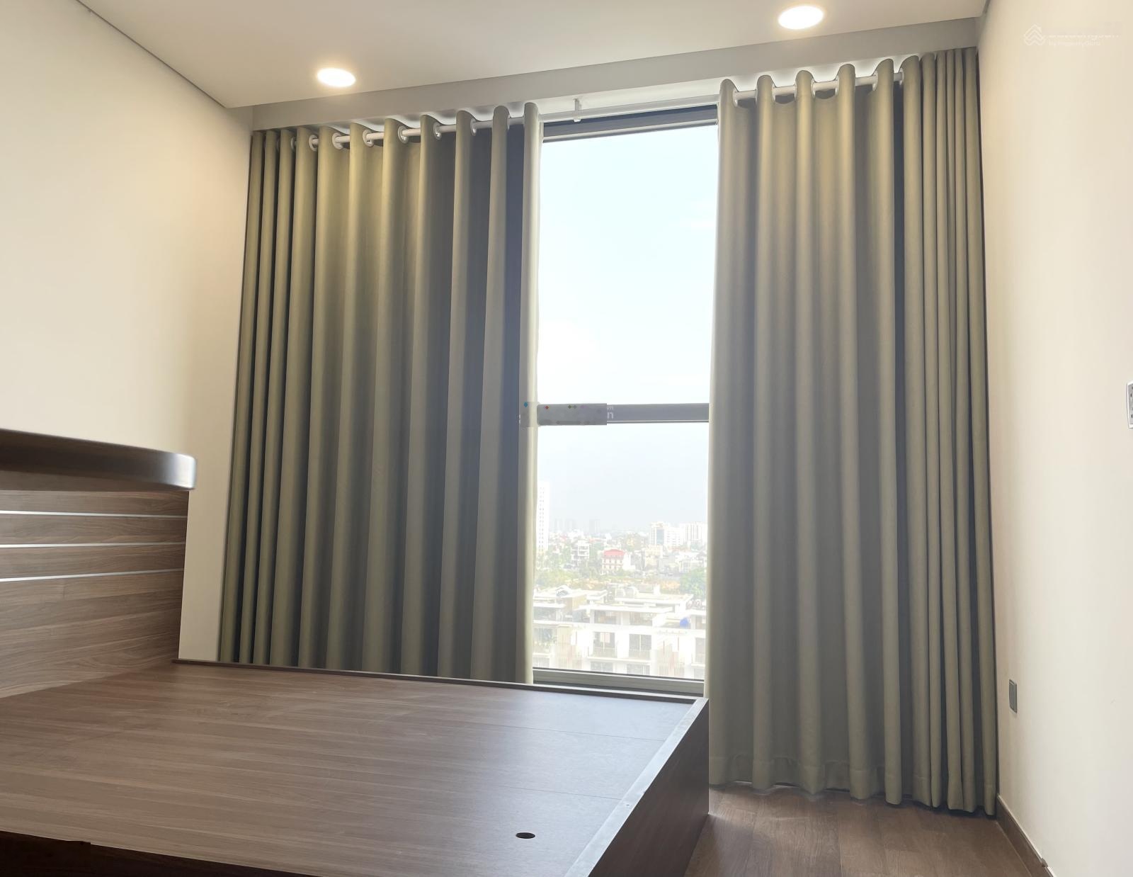 Cho thuê CH 2PN, 77m2, 14 triệu, tại Khai Sơn City, p Ngọc Thụy, Q.Long Biên, HN, giá siêu hời