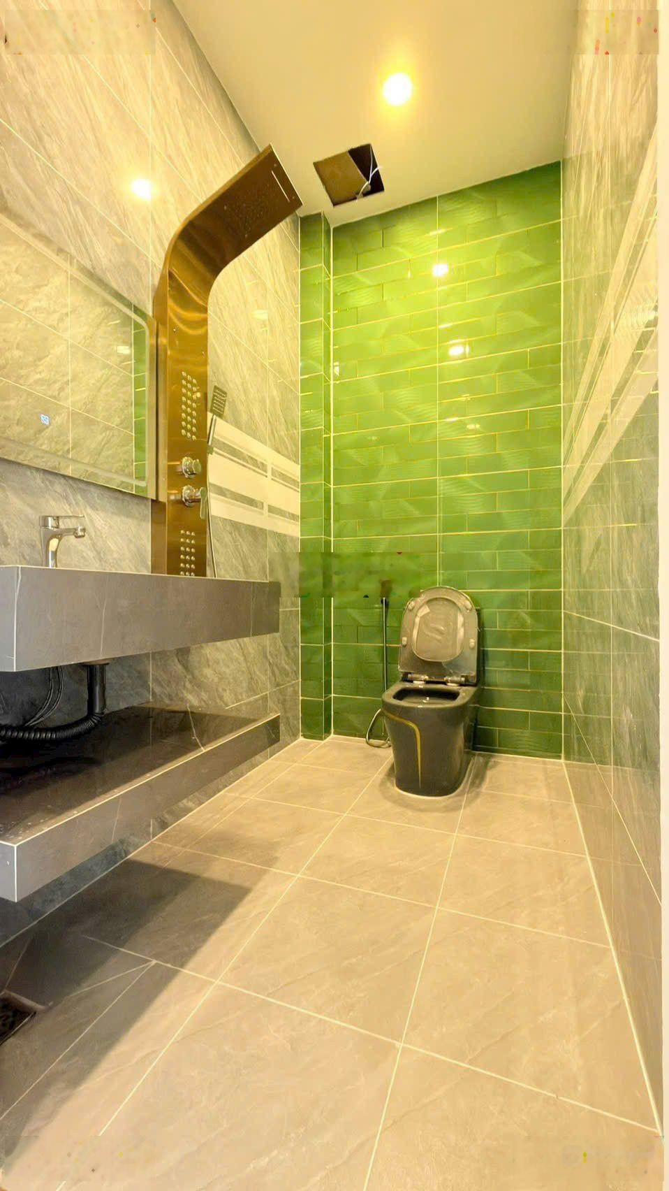 Bán Nhà 1 trệt 1 lầu Sổ hoàn công Sân xe tải 3 phòng ngủ Tân Hạnh Biên Hòa giáp Dĩ An