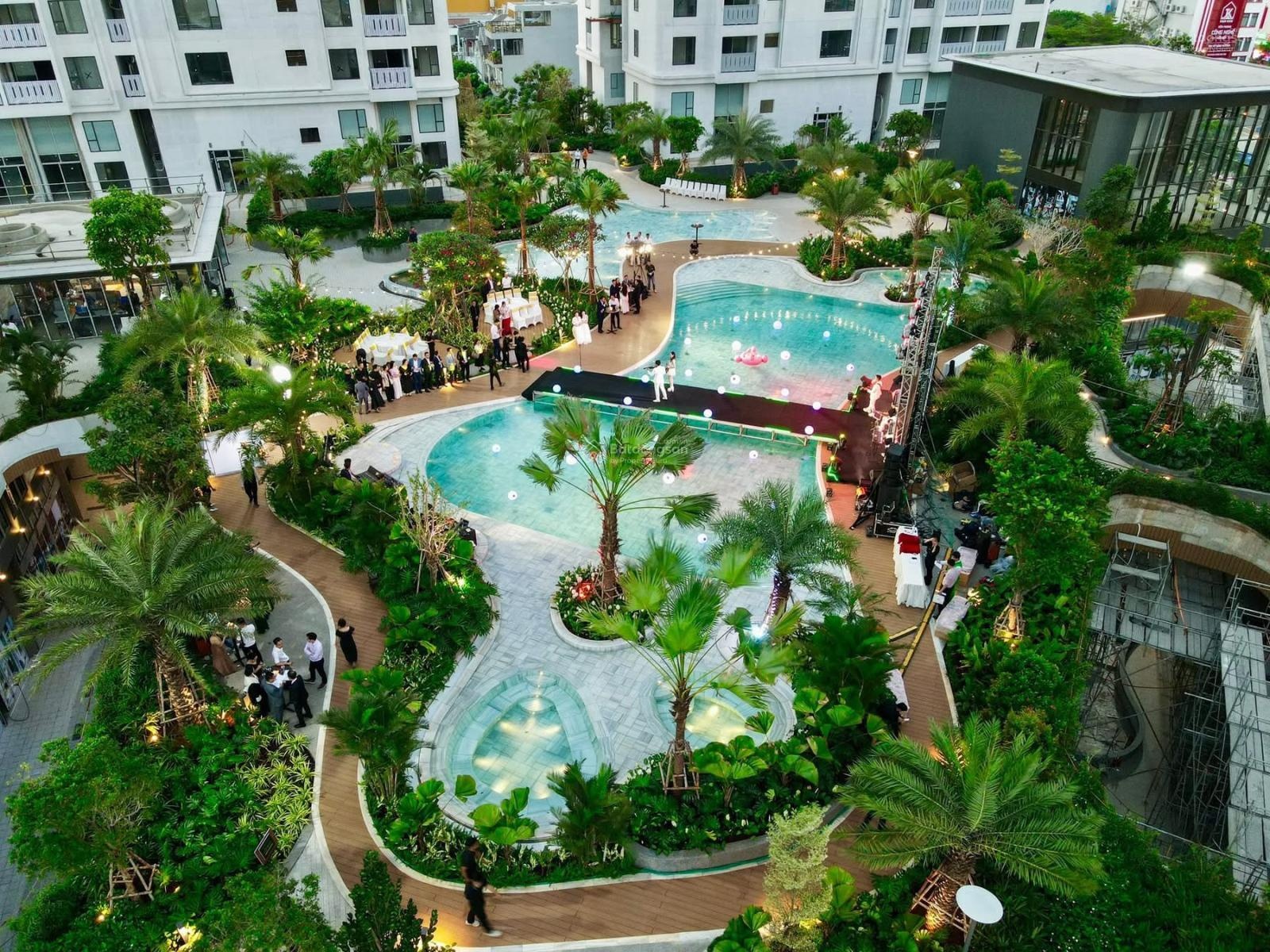 Chính chủ bán Căn hộ Green Skyline Diện tích 60m2 lầu 7 - Ban công hướng Đông Nam ngắm hồ bơi