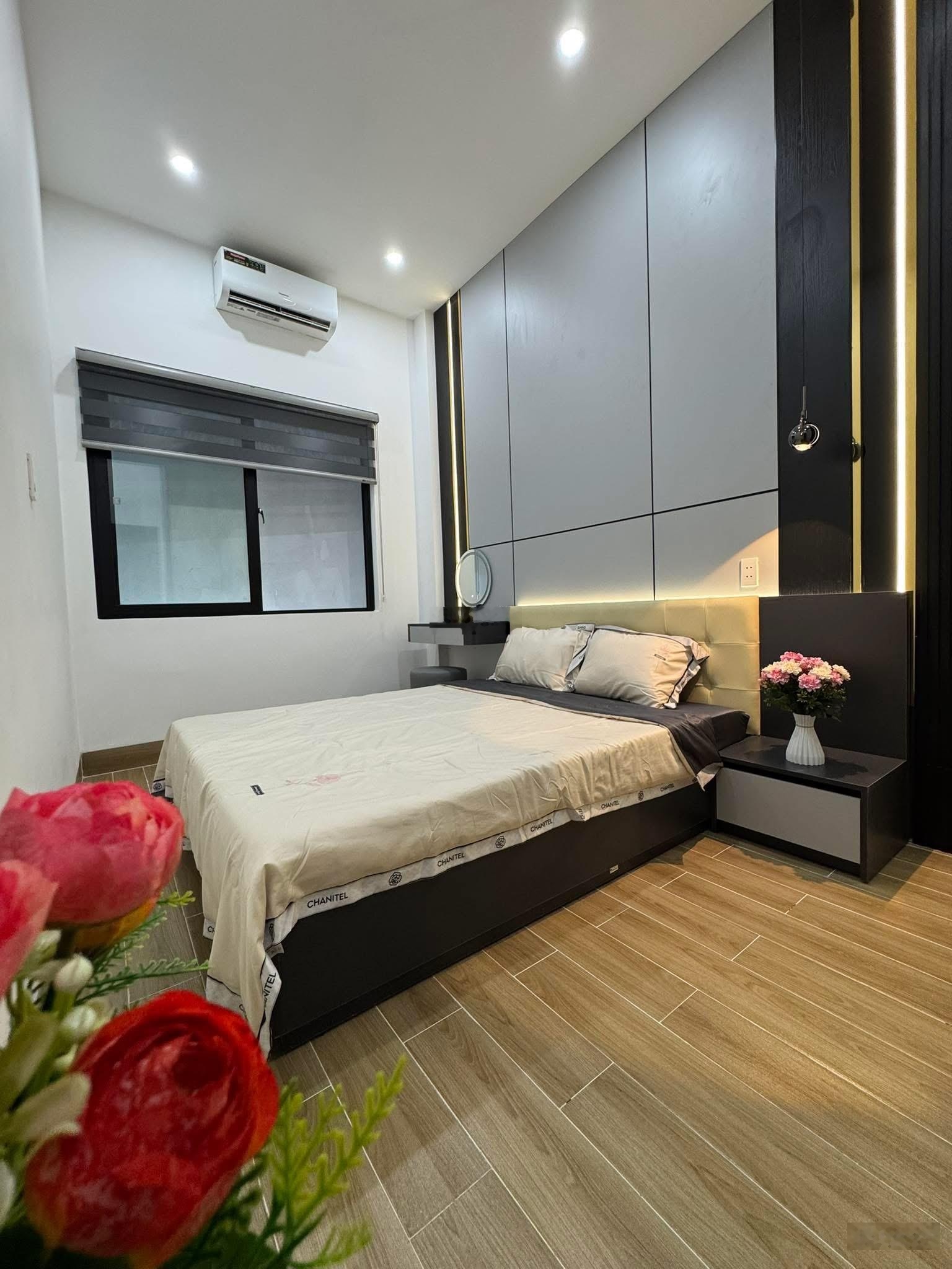 Nhà 3 tầng 3 mê kiệt ô tô 164 nguyễn chánh thông trần đình tri - sát biển