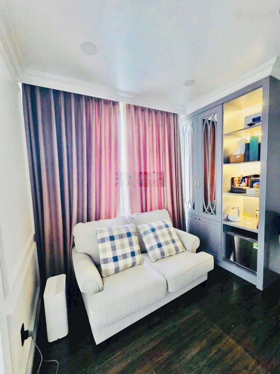 Bán biệt thự Manhatan Vinhomes Imperia Hải Phòng full nội thất, có thang máy giá 24.5 tỷ