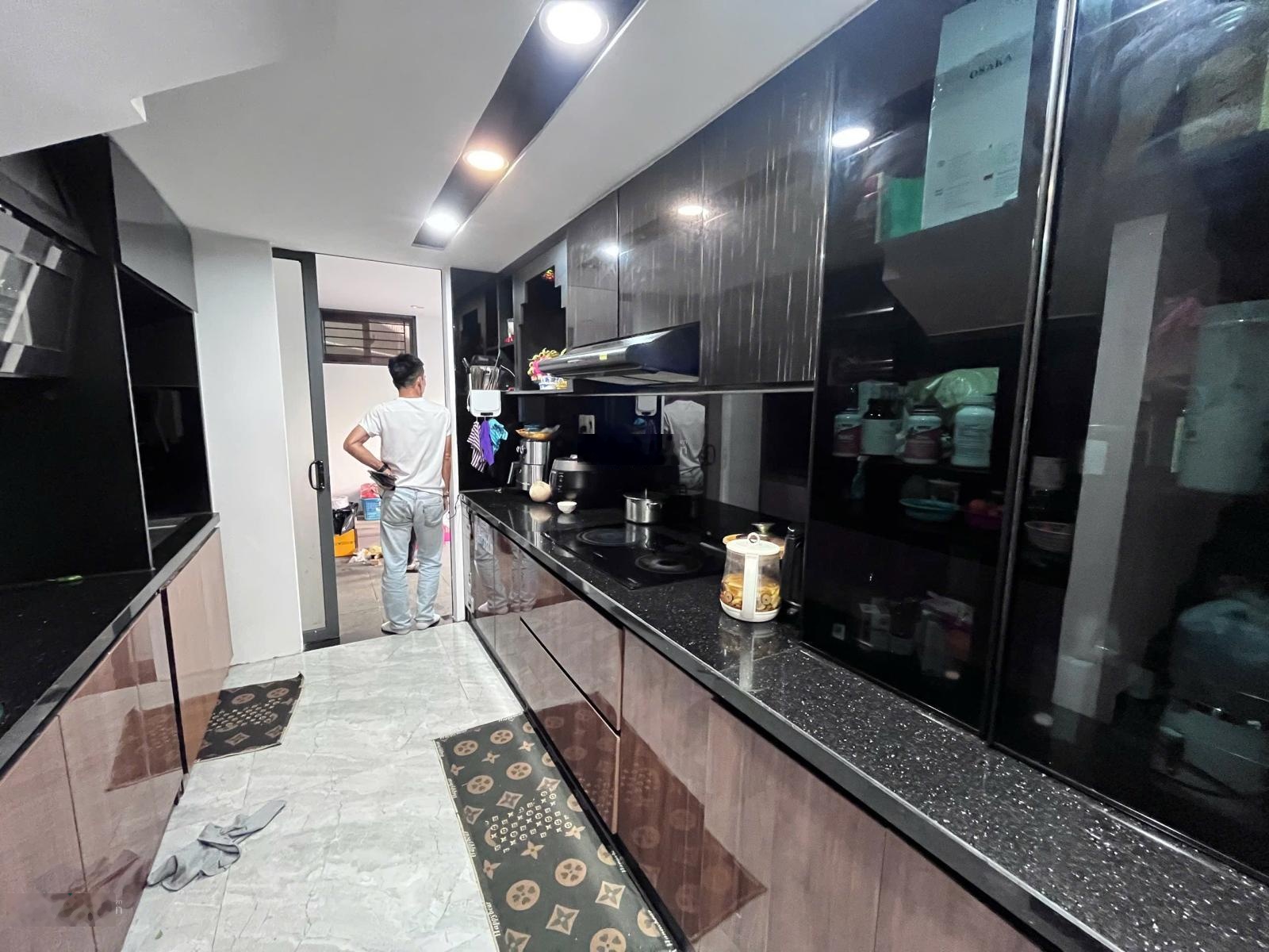 Sụp Hầm Bán Biệt Thử 3 Tầng 2 Mặt Tiền Trung Tâm Hải Châu Đà Nẵng