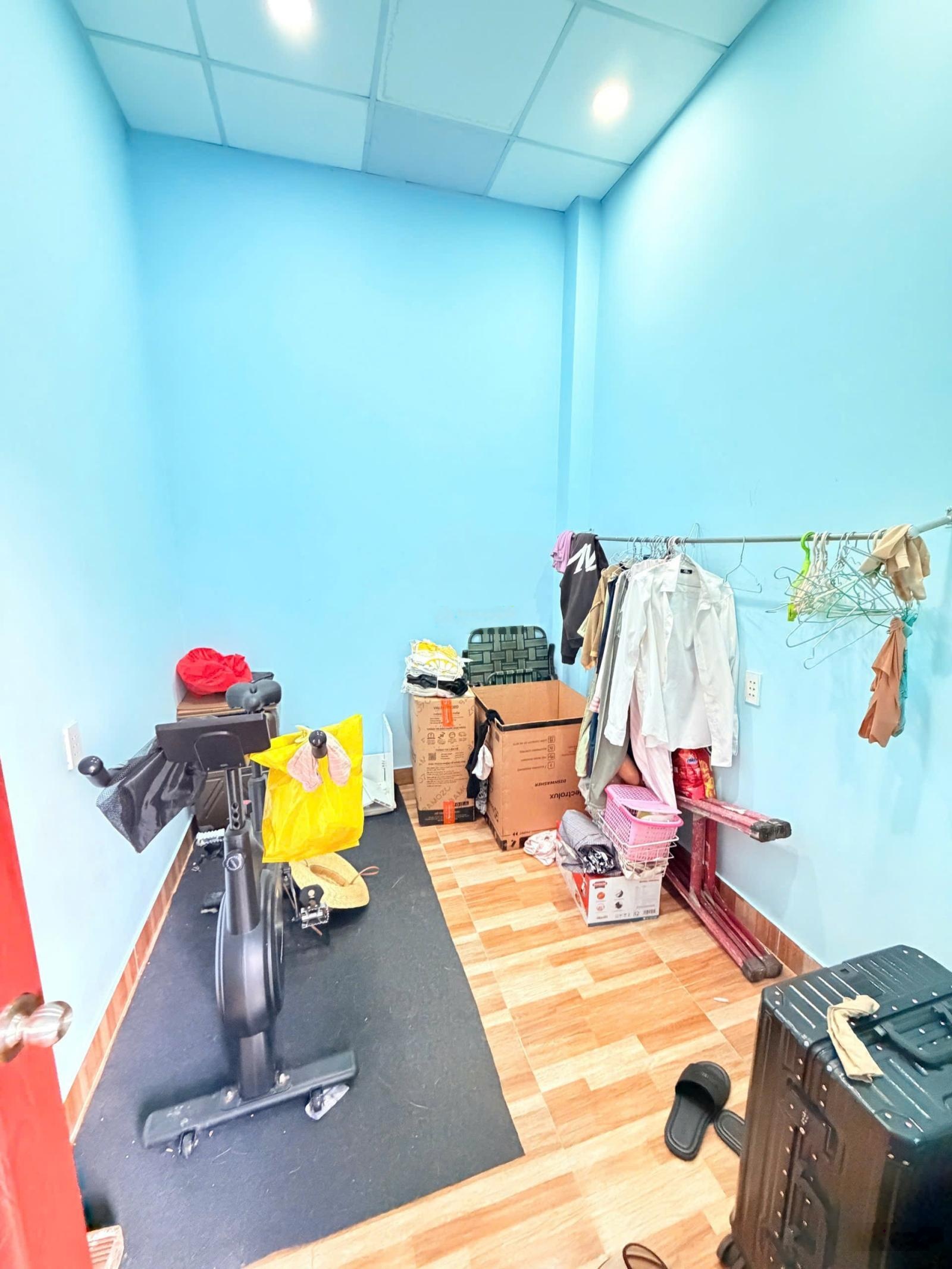 Bán nhà mặt tiền kinh doanh ngang khúng 5m phường 10 - tân bình - 66m2 -2 tầng