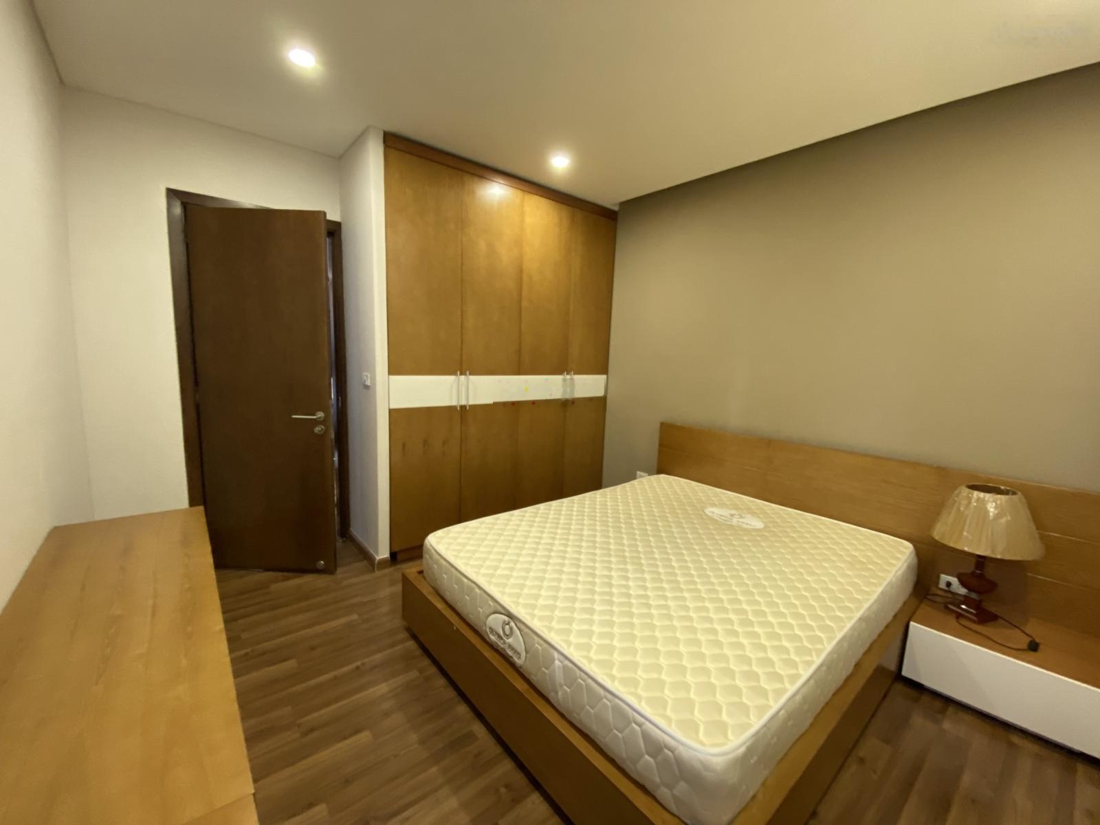 Siêu rẻ cho thuê ch golden palace 120m2 3 ngủ full đồ giá 17.5 tr/th lh: 0976215450