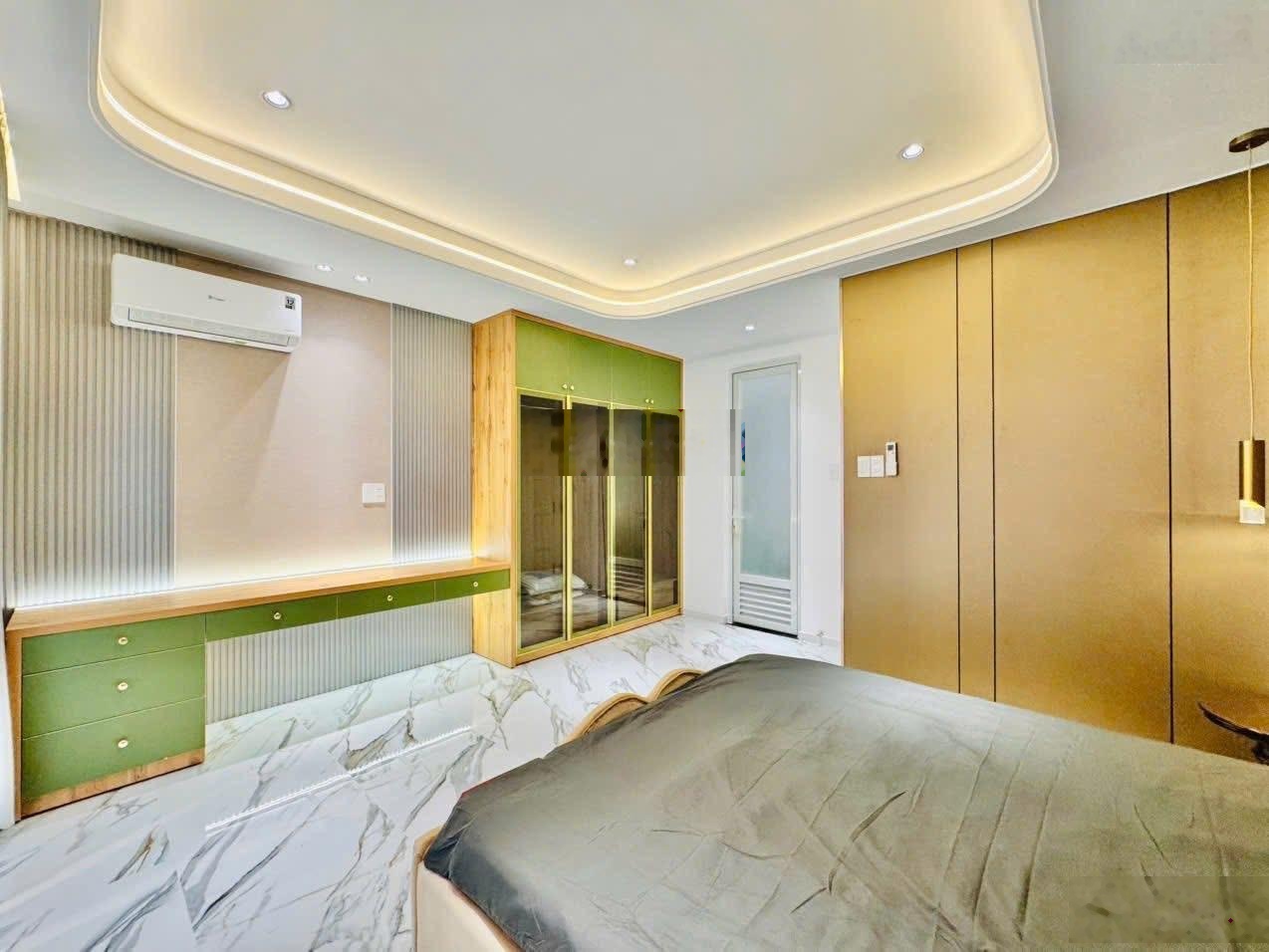 Bán gấp nhà mới 63m2 đường Gò Dưa, P.Tam Bình. Đối diện chợ đầu mối Thủ Đức. Nhà 5 tầng, 4PN lớn