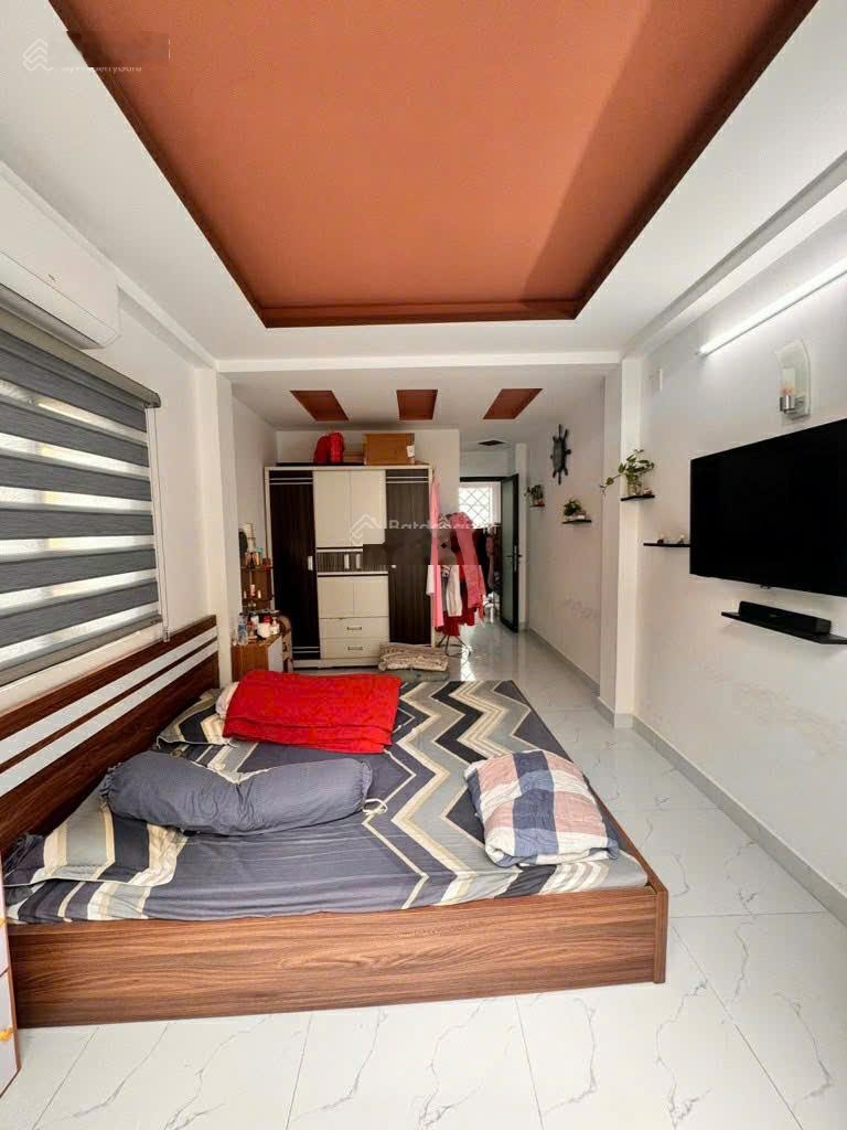 Cho thuê nhà NGuyễn thái sơn 4pn, 3wc giá 15tr/tháng
