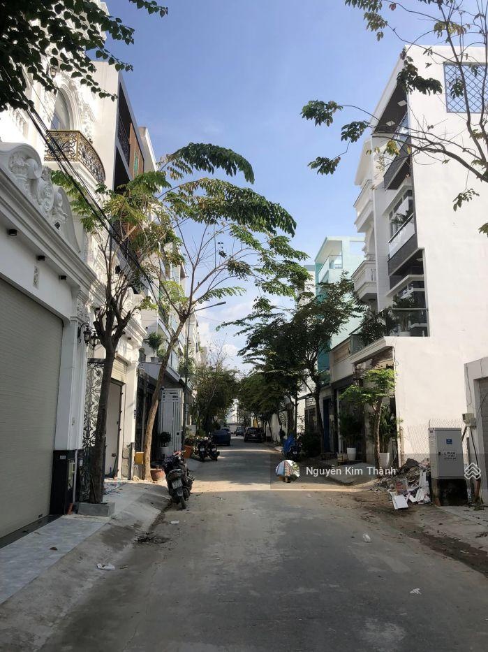Bán nhà Cách Mạng Tháng 8 Q.10 (DT:13x25) thích hợp xây building