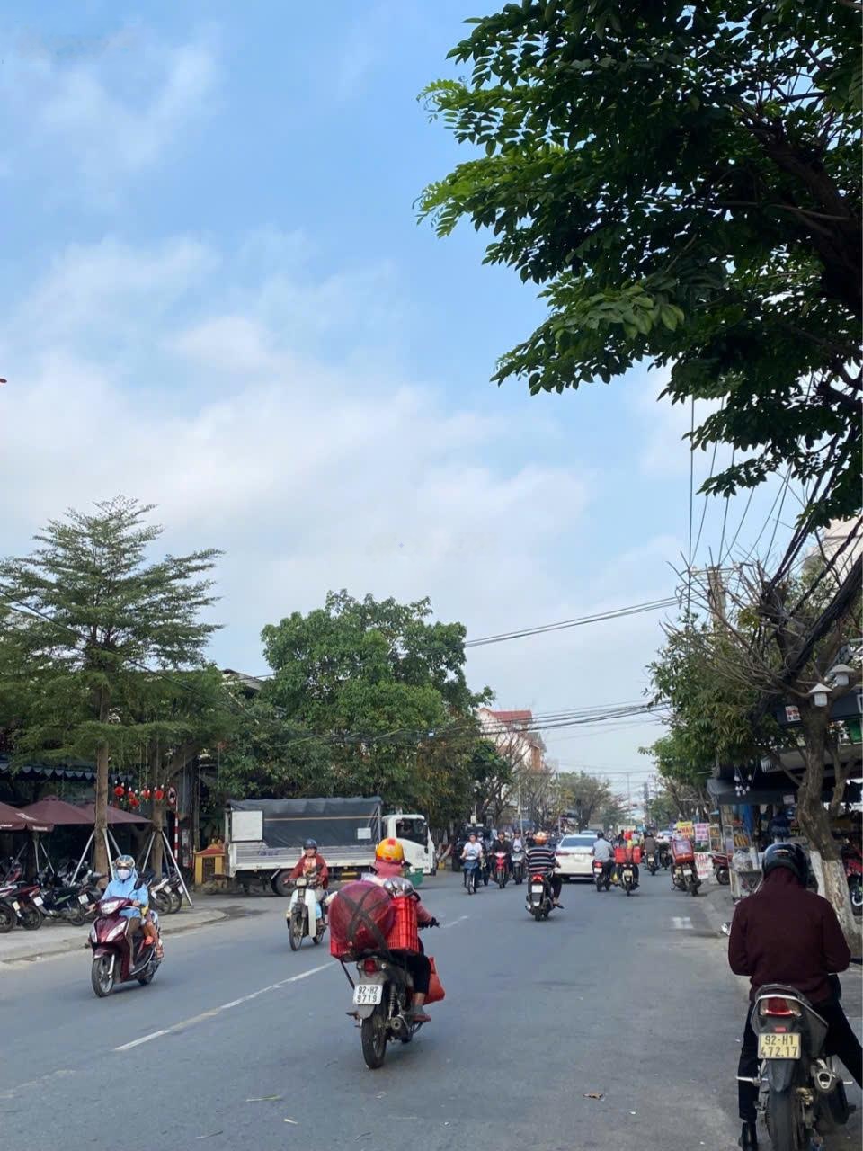 Chỉ vài bước ra biển đất mặt tiền Dương Đinh Nghệ - Tọa độ vàng du lịch Sơn trà