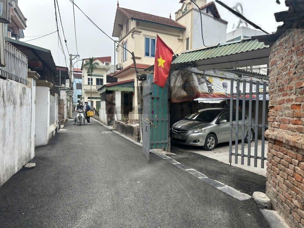 Bán đất lễ pháp tiên dương oto vào đất 5 phút tới cầu nhật tân sang phố, mặt tiền 5m nở hậu. sẵn sổ