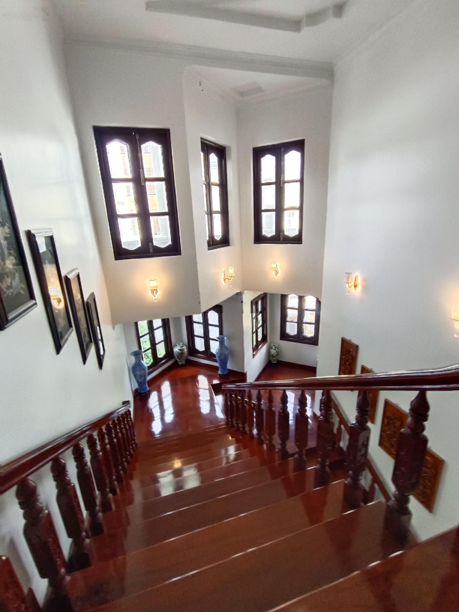 Biệt thự 1.045m sát Thảo Điền hồ bơi 100m không gian sống hiếm tại Thủ Đức