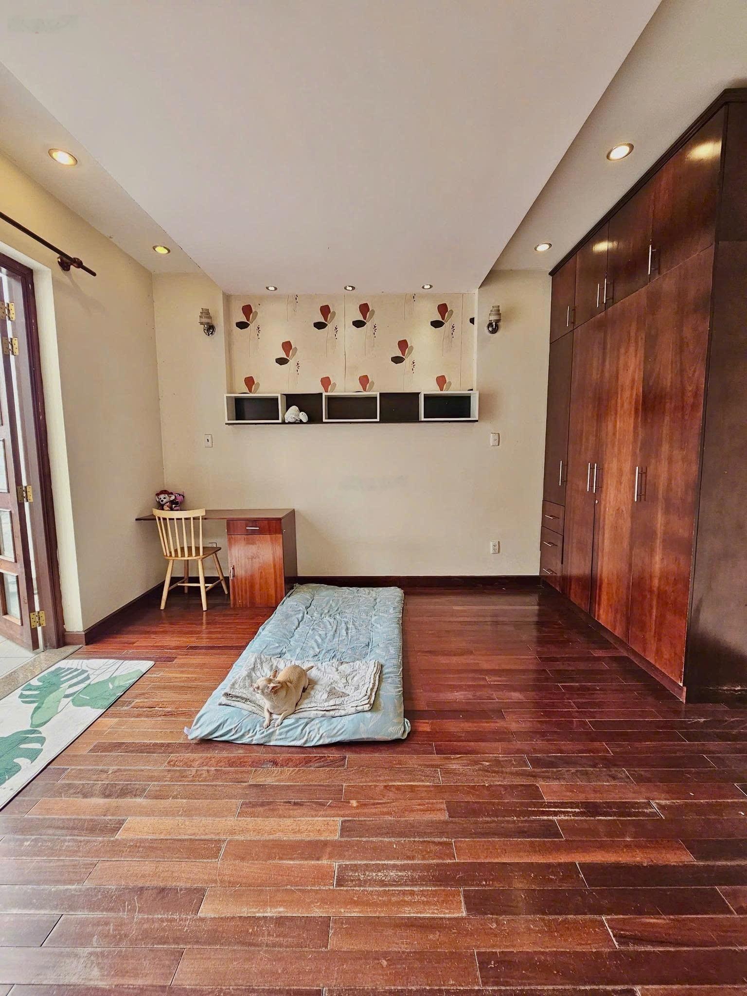 Chính chủ cho thuê phòng giá 3 - 4 triệu/tháng ngay mặt tiền đường Phạm Văn Bạch, P.15, Q. Tân Bình