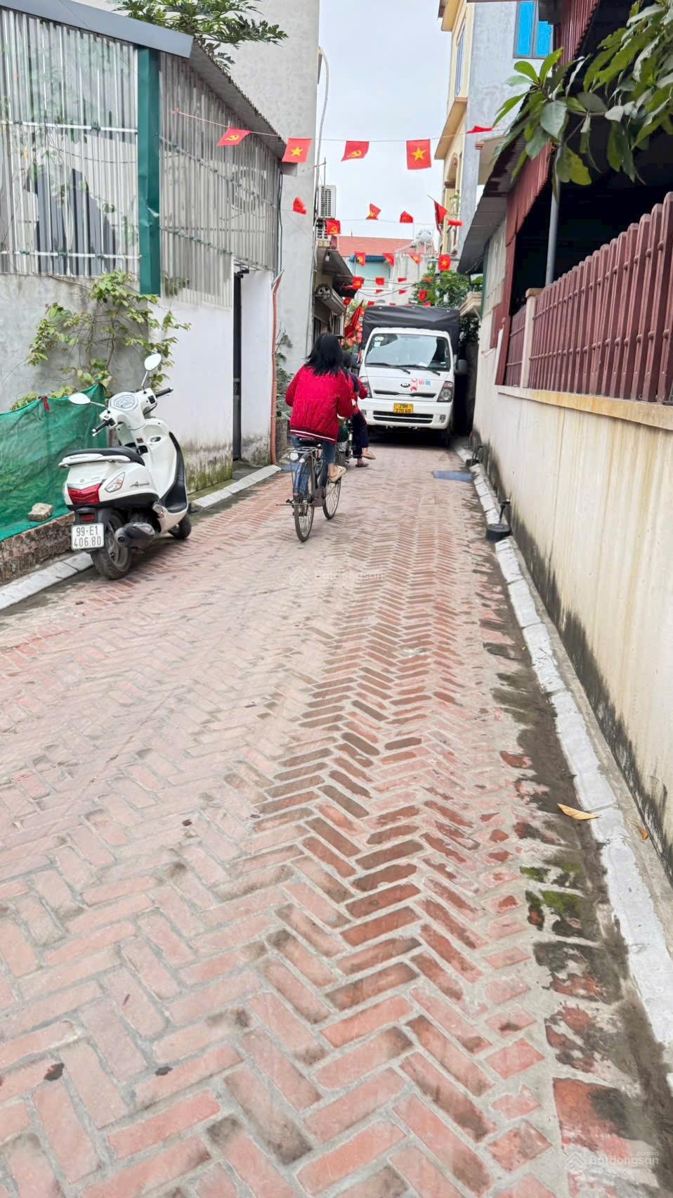 Bán đất hàng xóm nhà Bác Trọng