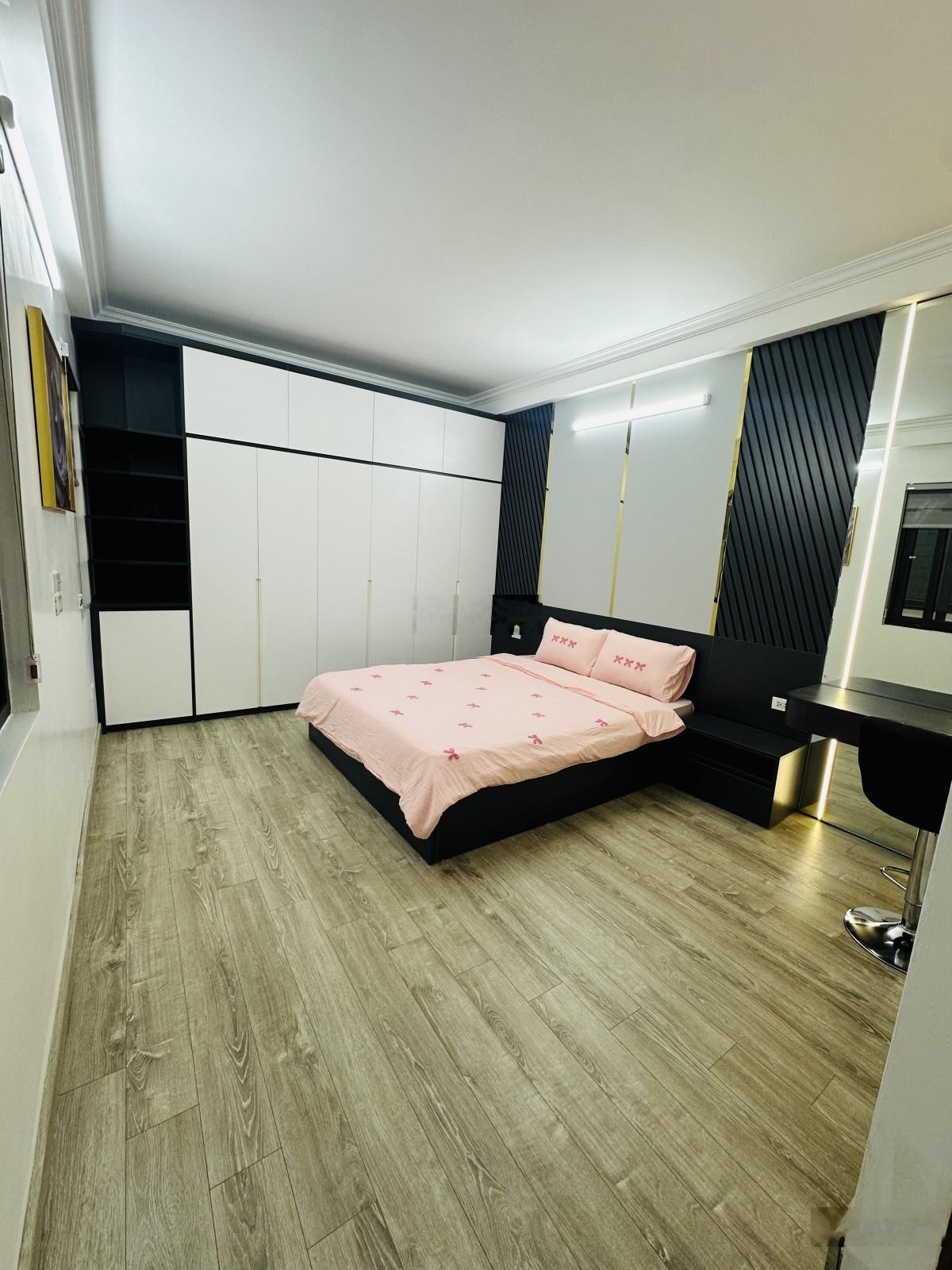Bán nhà ngay phố Bạch Mai, HBT trung tâm quận 40m2 nhỉnh 8 tỷ đẹp ở ngay full nội thất 0382787723