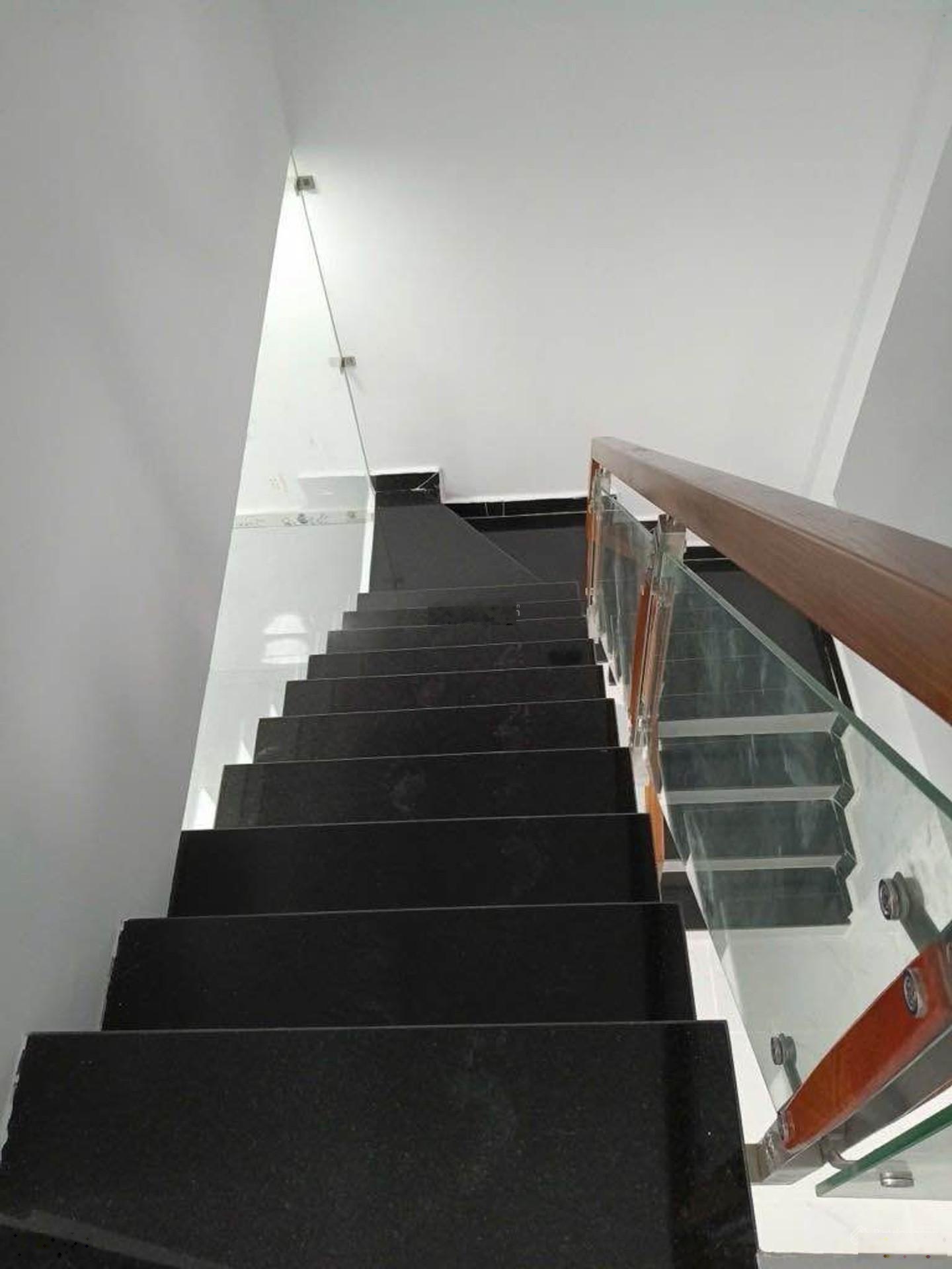 Nhà 2 tầng, 40m2, Nhỉnh 4tỷ, Bình Trị Đông, Quận Bình Tân