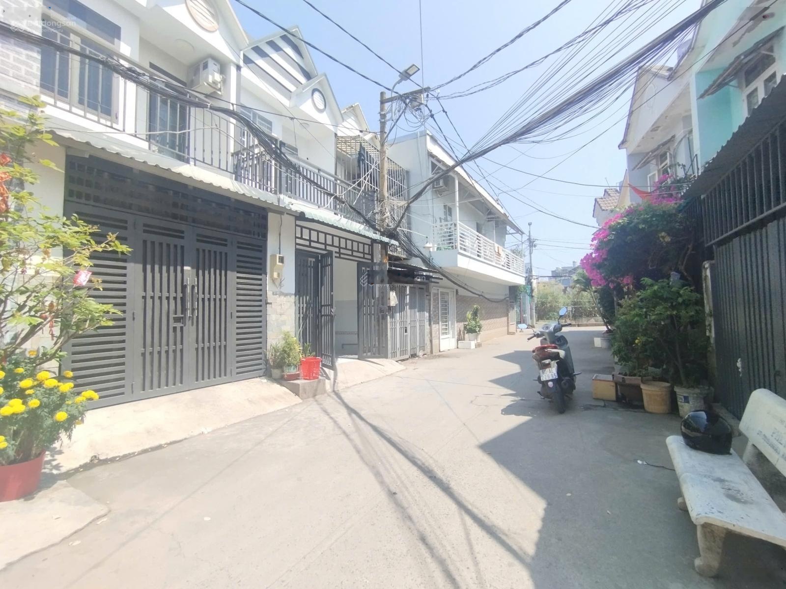 Nhà Bán Giá Chỉ 2,1 Tỷ - Gần Cầu Long Kiển, Đường Lê Văn Lương, Nhà Bè.