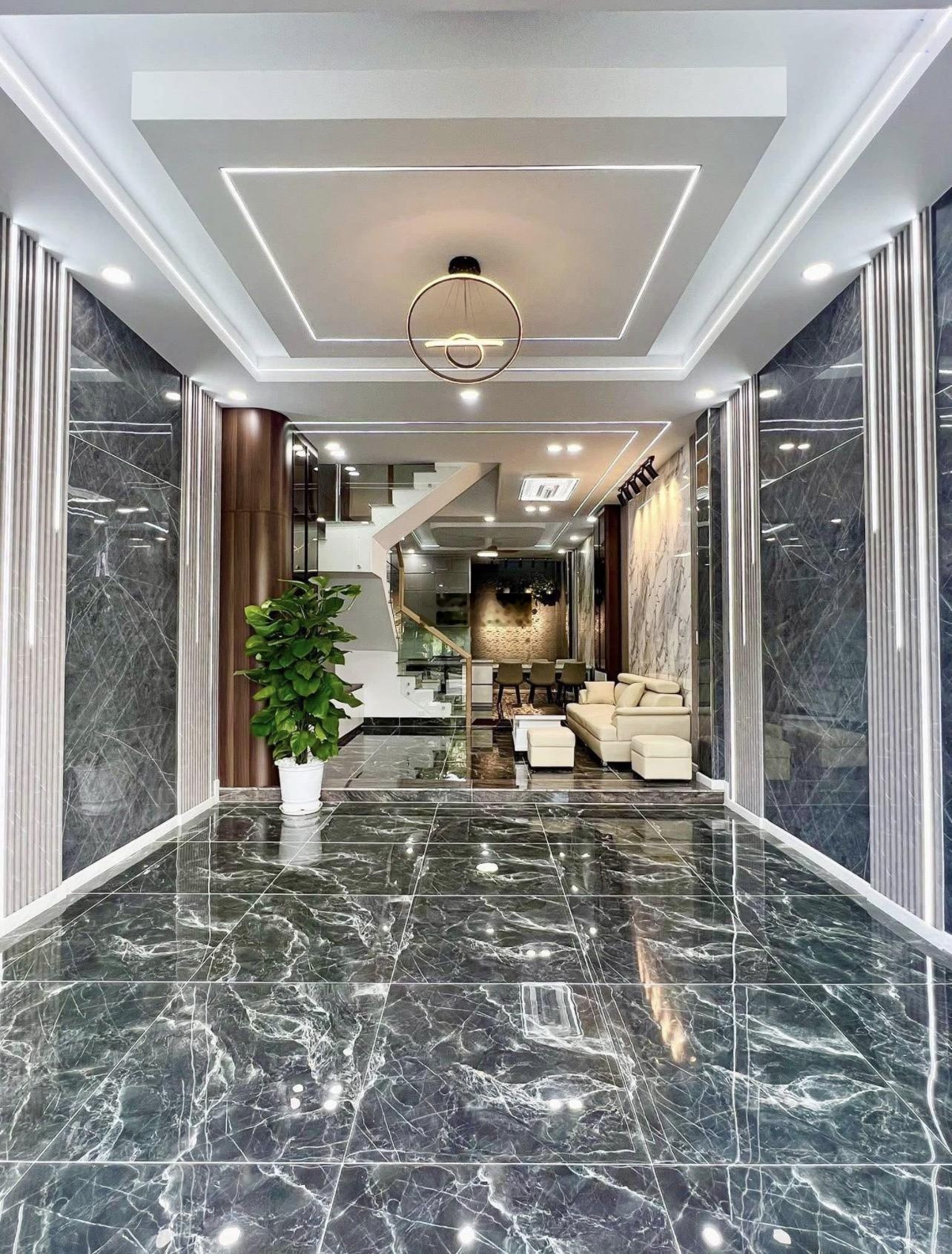 Bán Nhà Tại Trần Thiện Chánh, Quận 10, Giá Chỉ 4 Tỷ 010 Triệu, Đầy Đủ Tiện Ích, Ngay Vạn Hạnh Mall