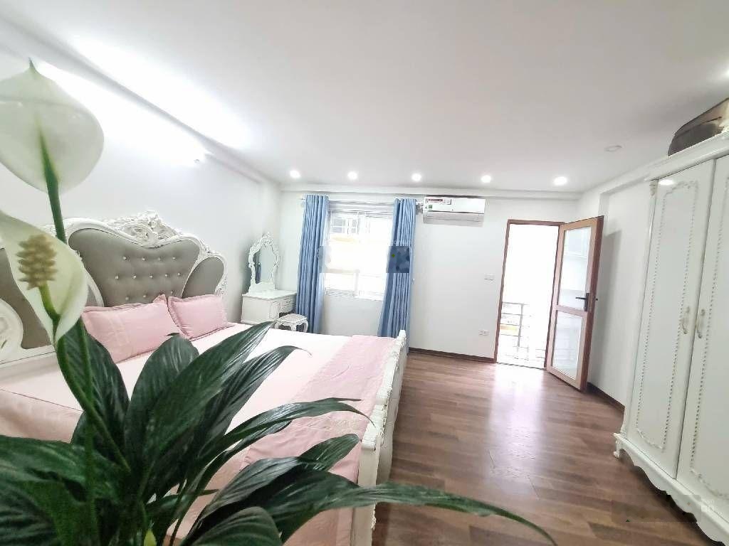 Bán nhà riêng tại Xã Thanh Liệt, Huyện Thanh Trì, Hà Nội, 7,3 tỷ, 35m2, đẹp, nhiều tiện ích