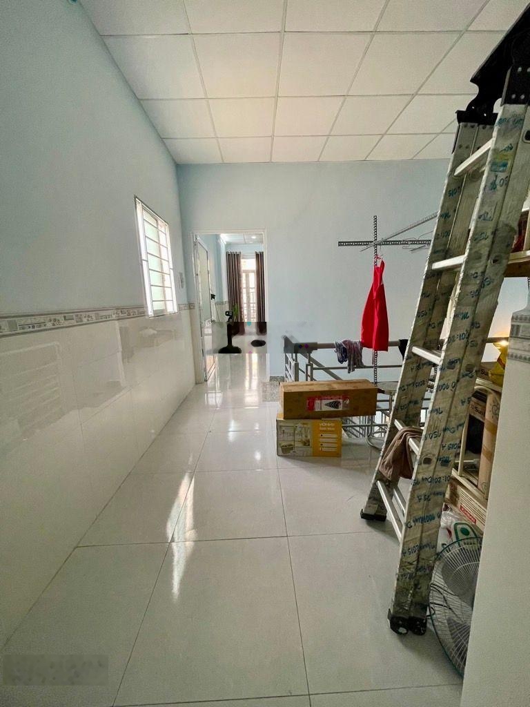 Giá mới 6.8 tỷ] mặt tiền đông hưng thuận q12 - 84m2 hxh - cách nguyễn văn quá 100m