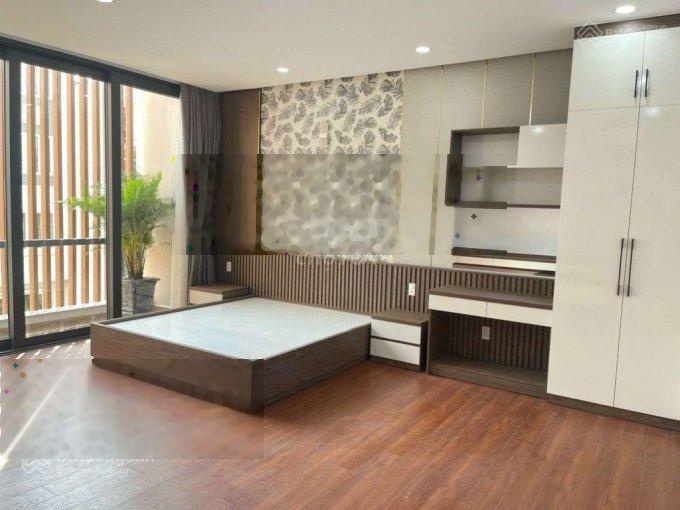 Bán nhà mới 4 tầng đường Cách Mạng Tháng, Phường 15 Quận 10. (DT 5,4x11m) Giá 7,2 tỷ TL