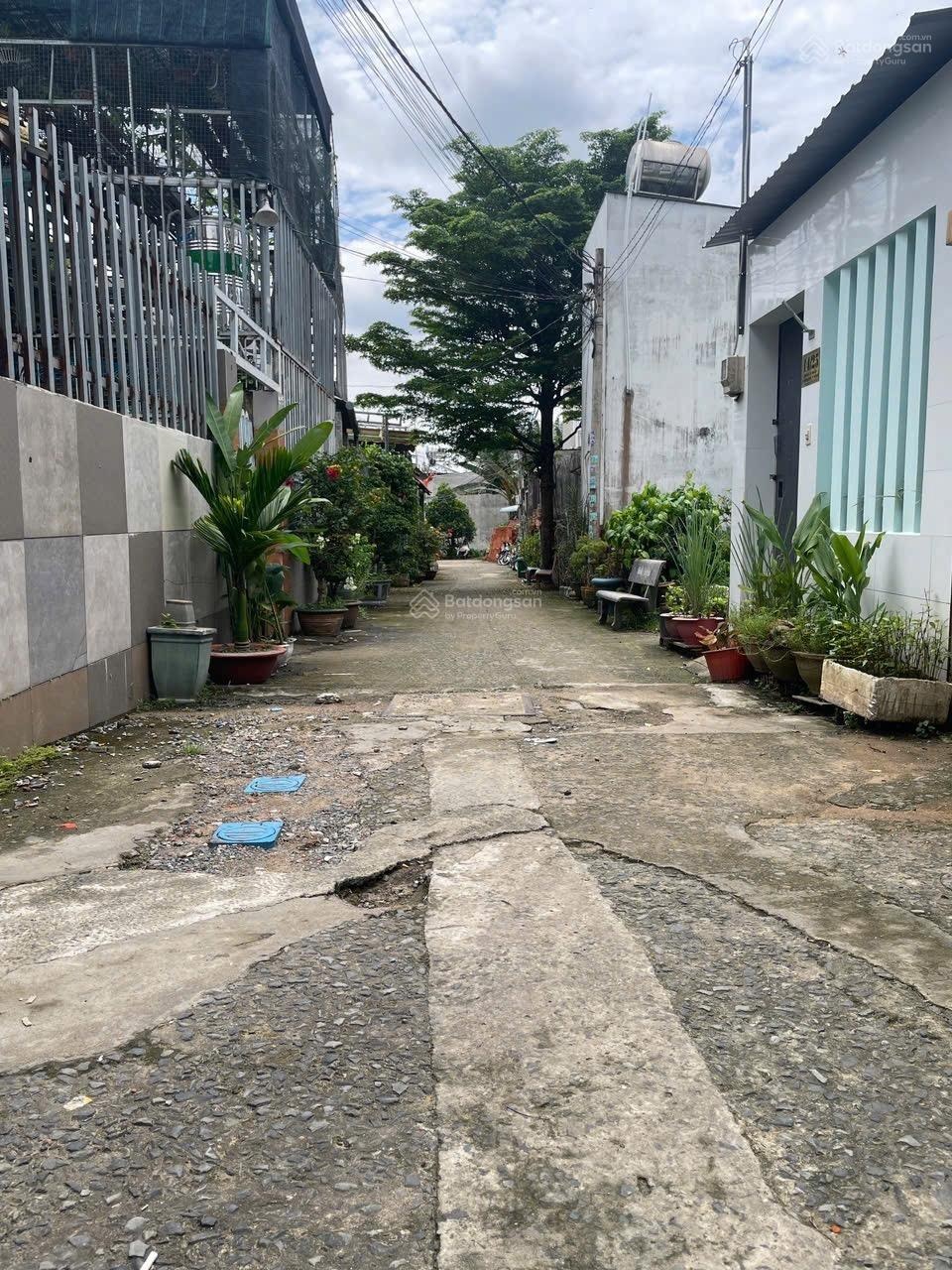 Cần bán lô đất Đ26 Nguyễn Xiển kế bên Vinhomes 79.9m2 KDC hiện hữu ngang 5m giá 3tỷ rẻ nhất Kv này
