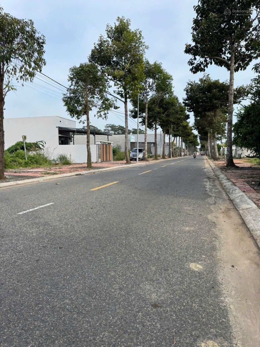 Chính chủ cần bán 95m2 đất trung tâm thị trấn Long Điền, cách Trung tâm văn hoá Bàu thành