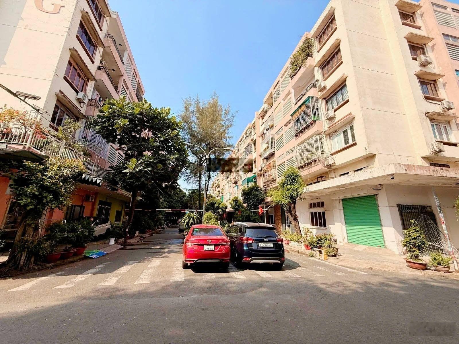 Shophouse 2 tầng - CC Tân Phú - 86m2 (8.6 X 8.1m) - 4 phòng ngủ - trệt kinh doanh - 13tr/th