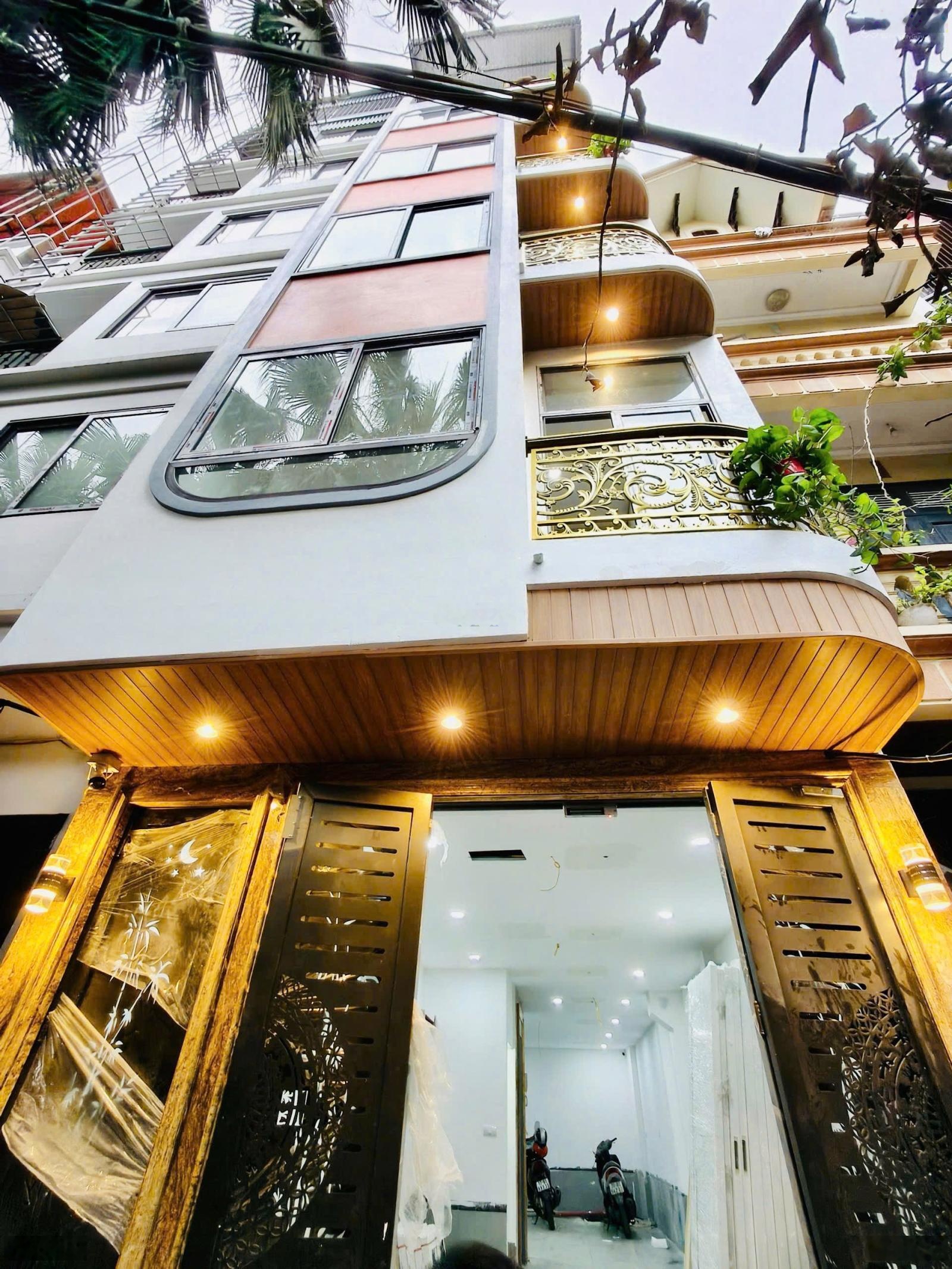 Bán nhà Phú Thượng - Ngay KĐT Ciputra - Dt 63m2 - mt 4.8m x 6 tầng thang máy ôtô đỗ cửa ngõ thông