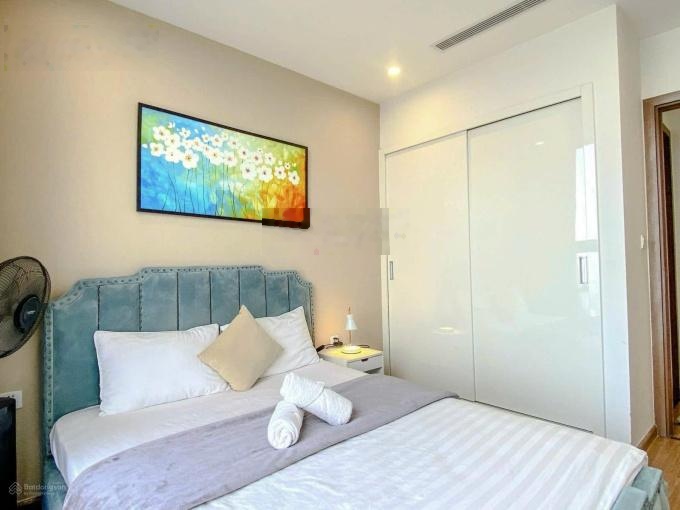 Mới ra - 3 ngủ - 112m2 - bán gấp 9.5 tỷ - LH 0978025541